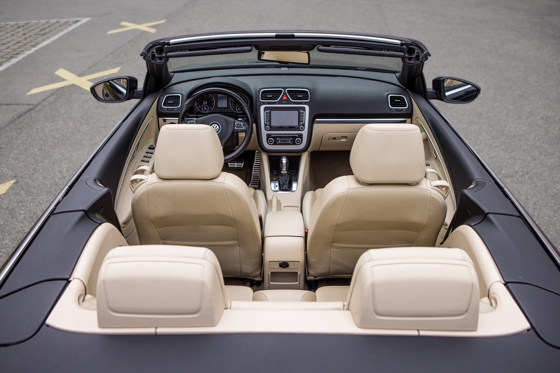 VW Eos 2.0 TSI DSG-image-8