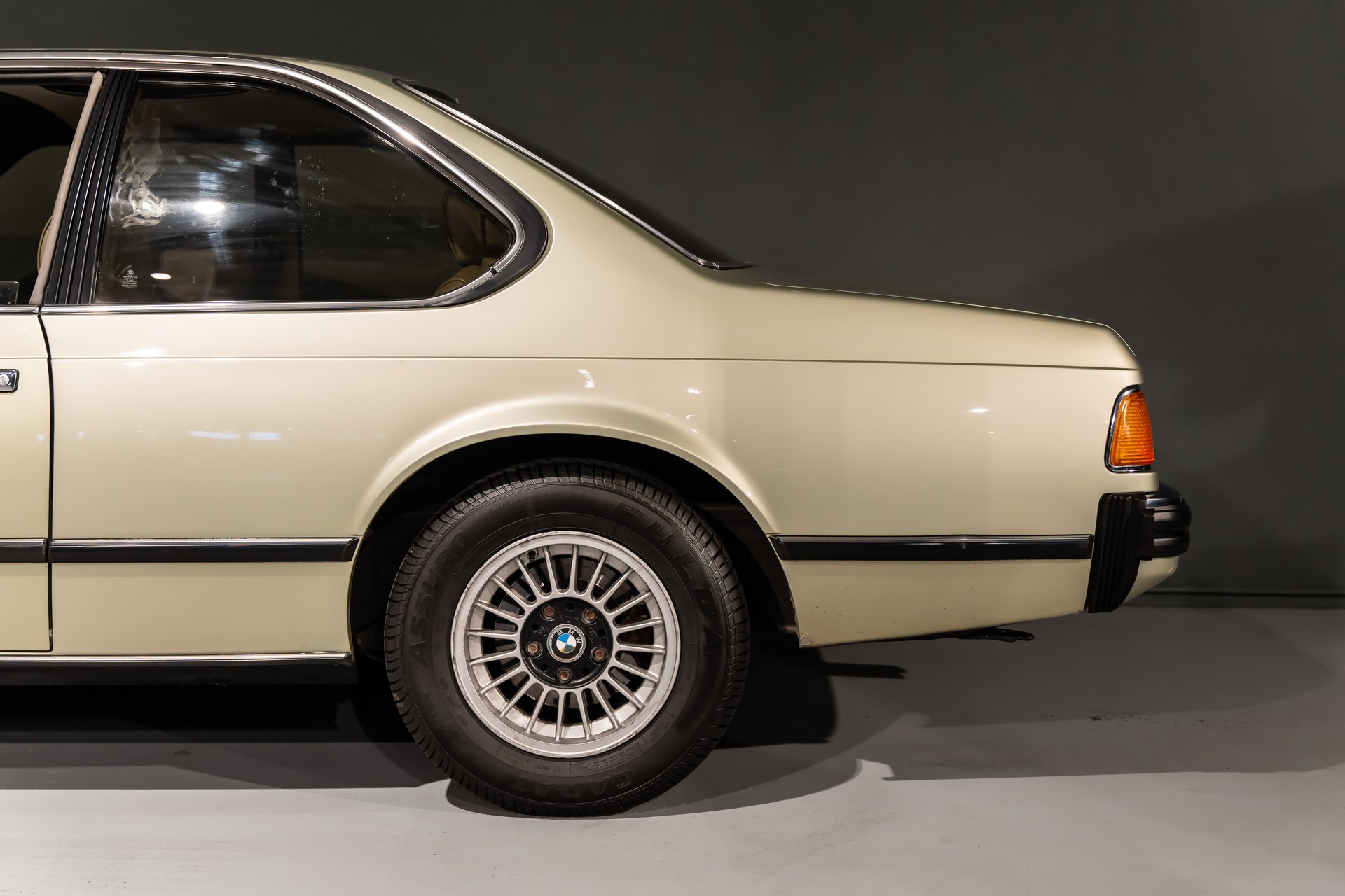 BMW 630 CS-image-6