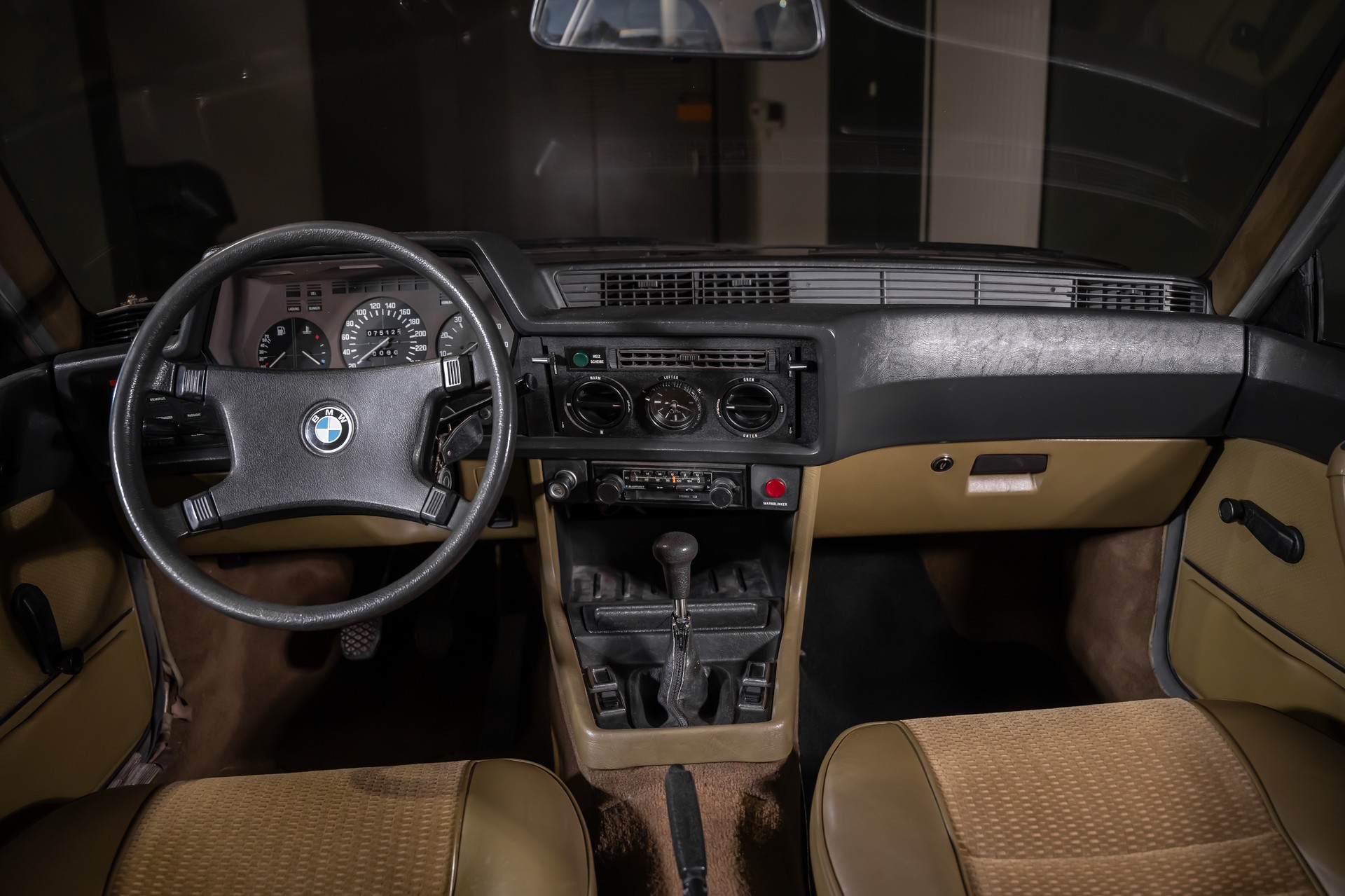 BMW 630 CS-image-19