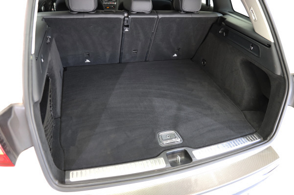 MERCEDES-BENZ GLC 250 d 4Matic-image-11