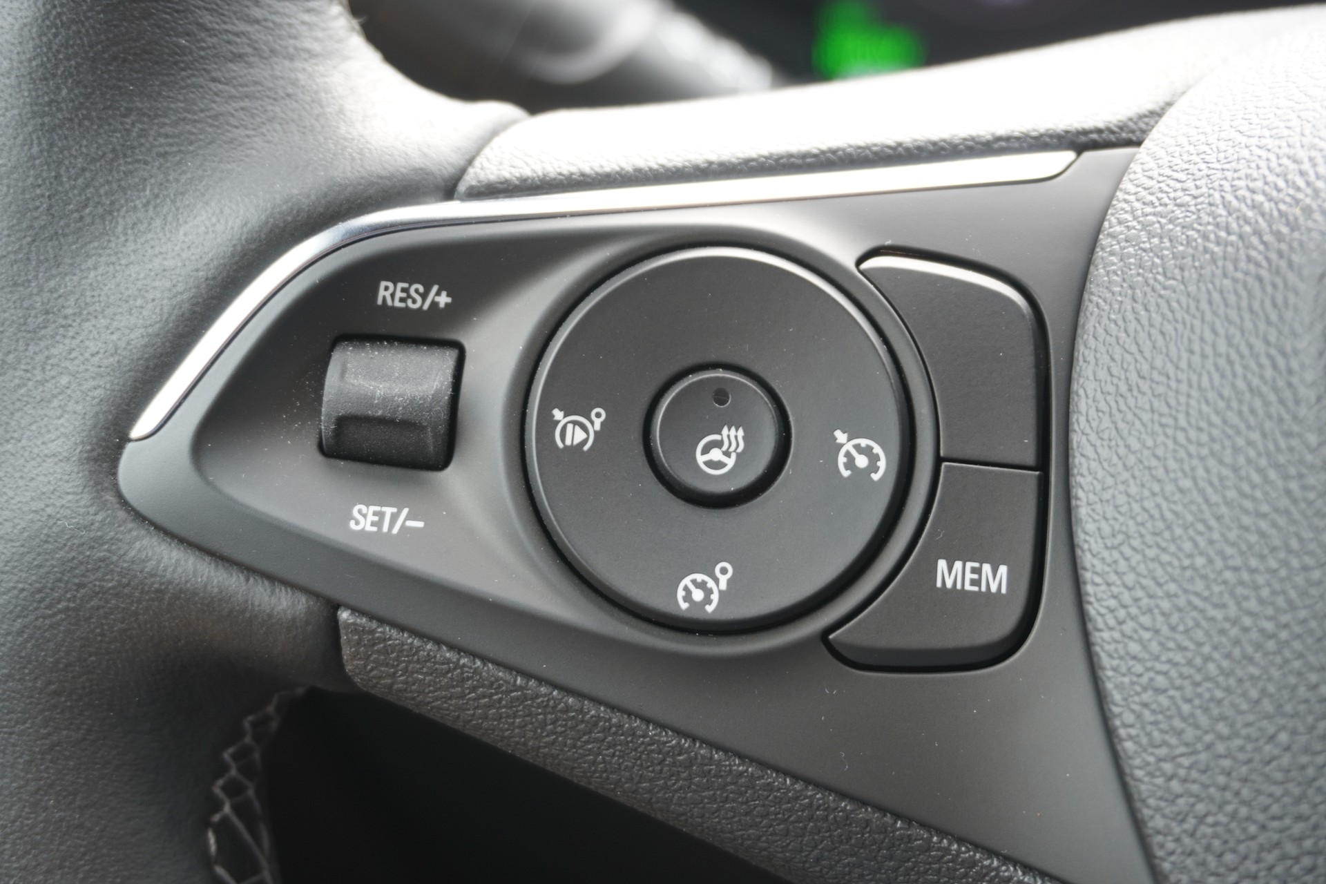 OPEL Mokka e GS-image-29