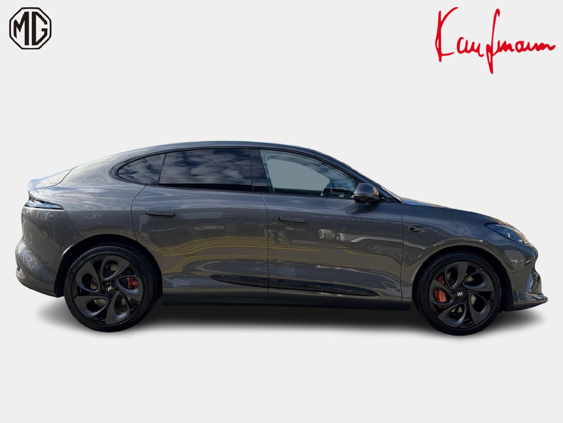 MG IM6 100 kWh Performance 21 4WD-image-3