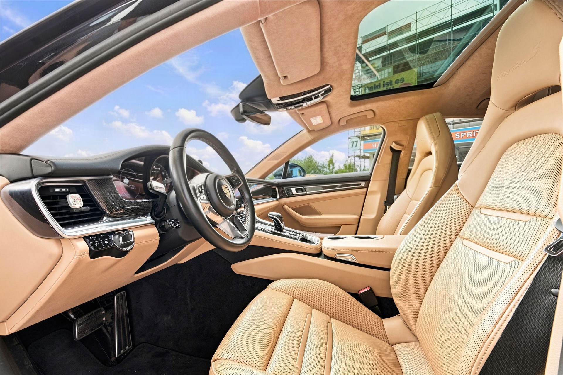 PORSCHE 4.0 V8 Turbo S E-Hybrid-image-3