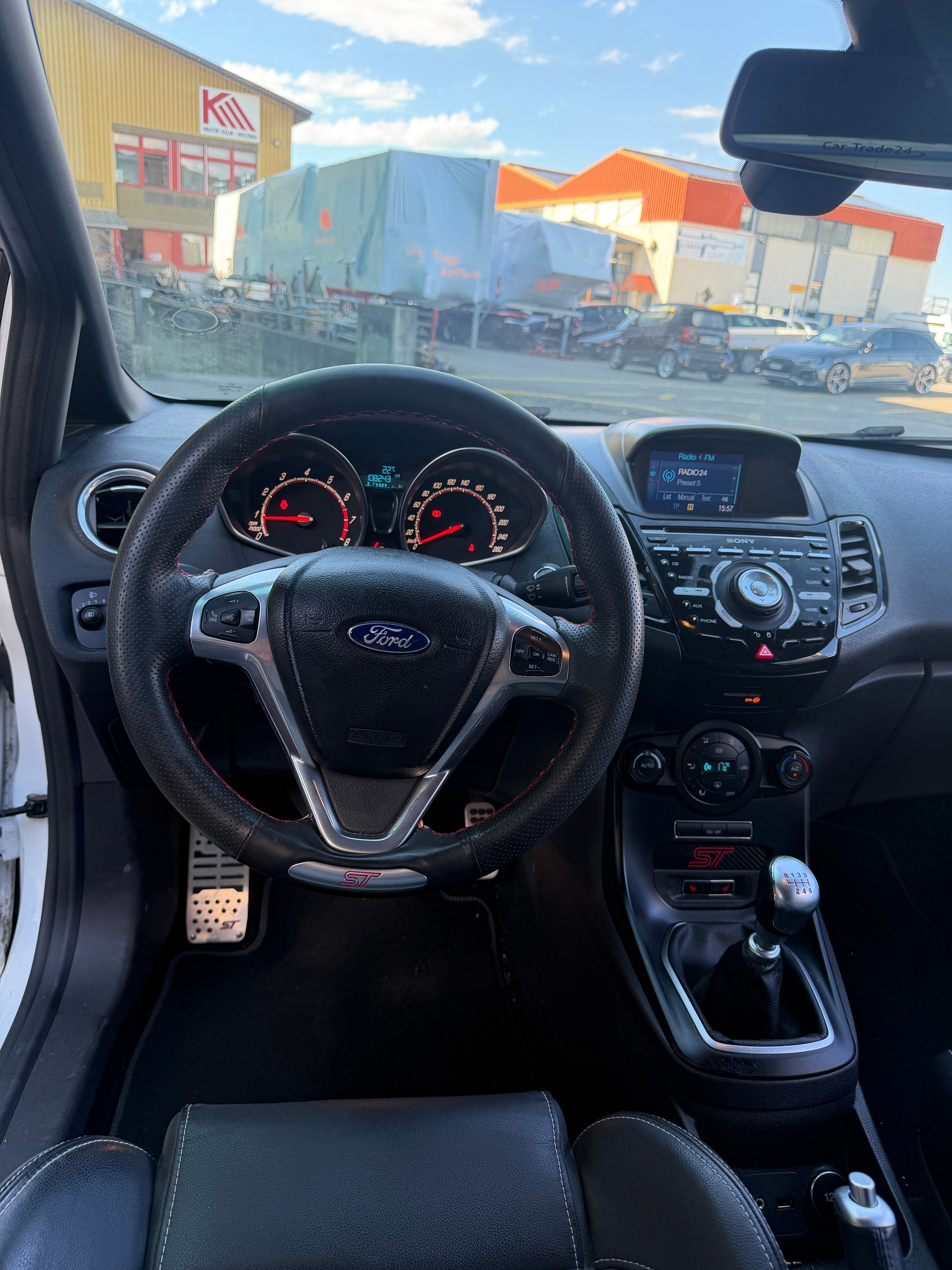FORD Fiesta 1.6 SCTi ST-1-image-10