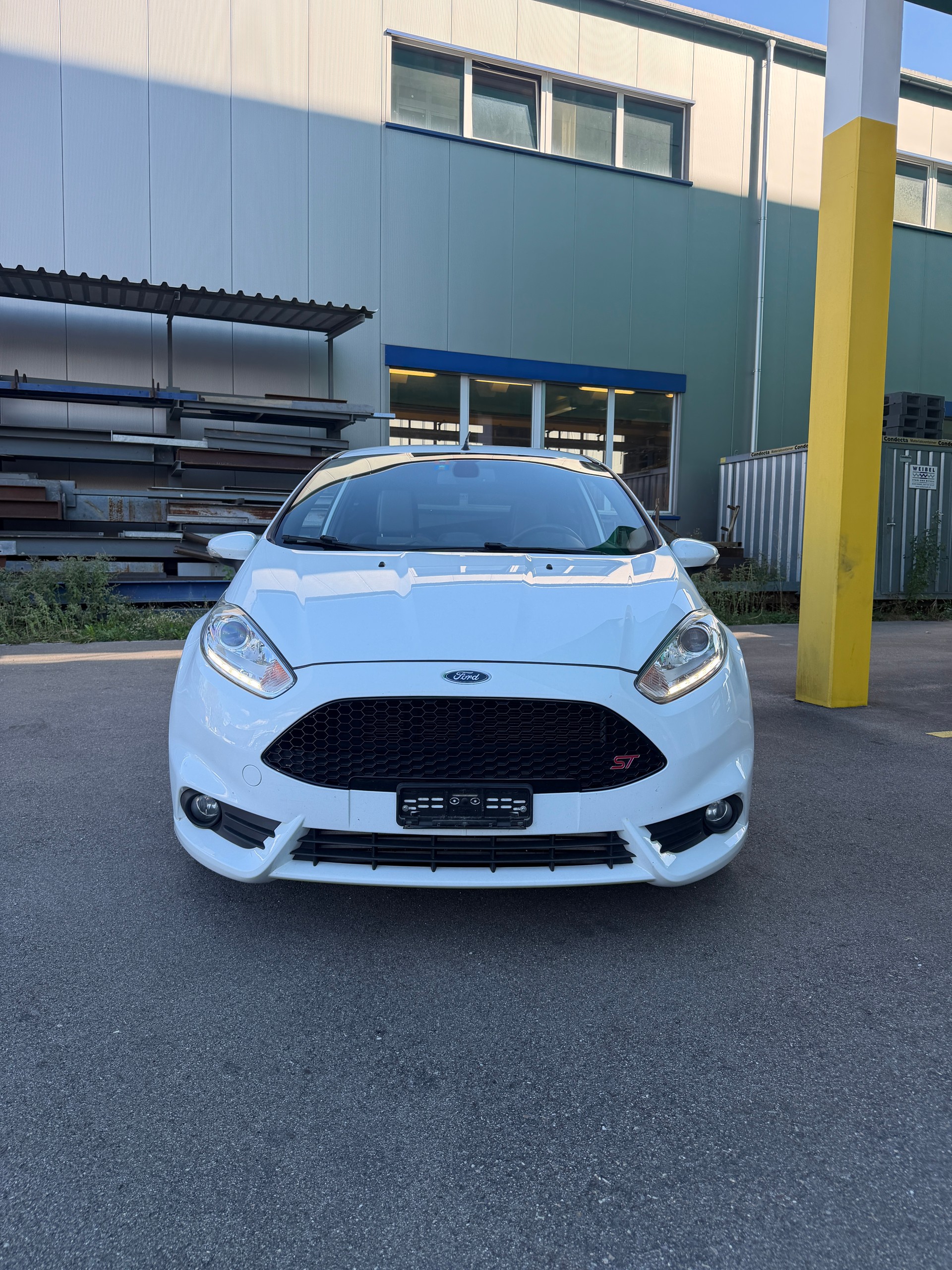 FORD Fiesta 1.6 SCTi ST-1-image-1