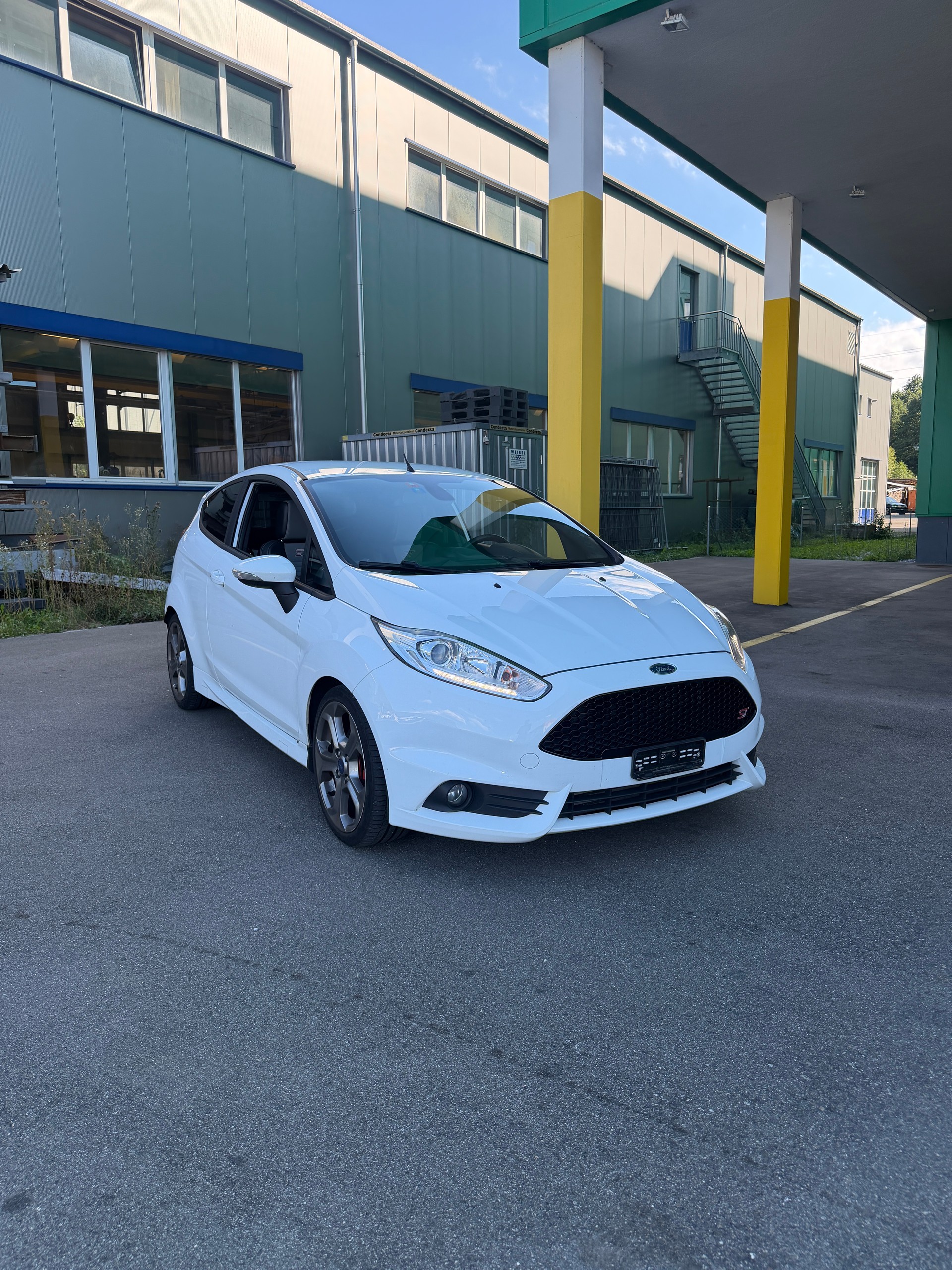FORD Fiesta 1.6 SCTi ST-1-image-0