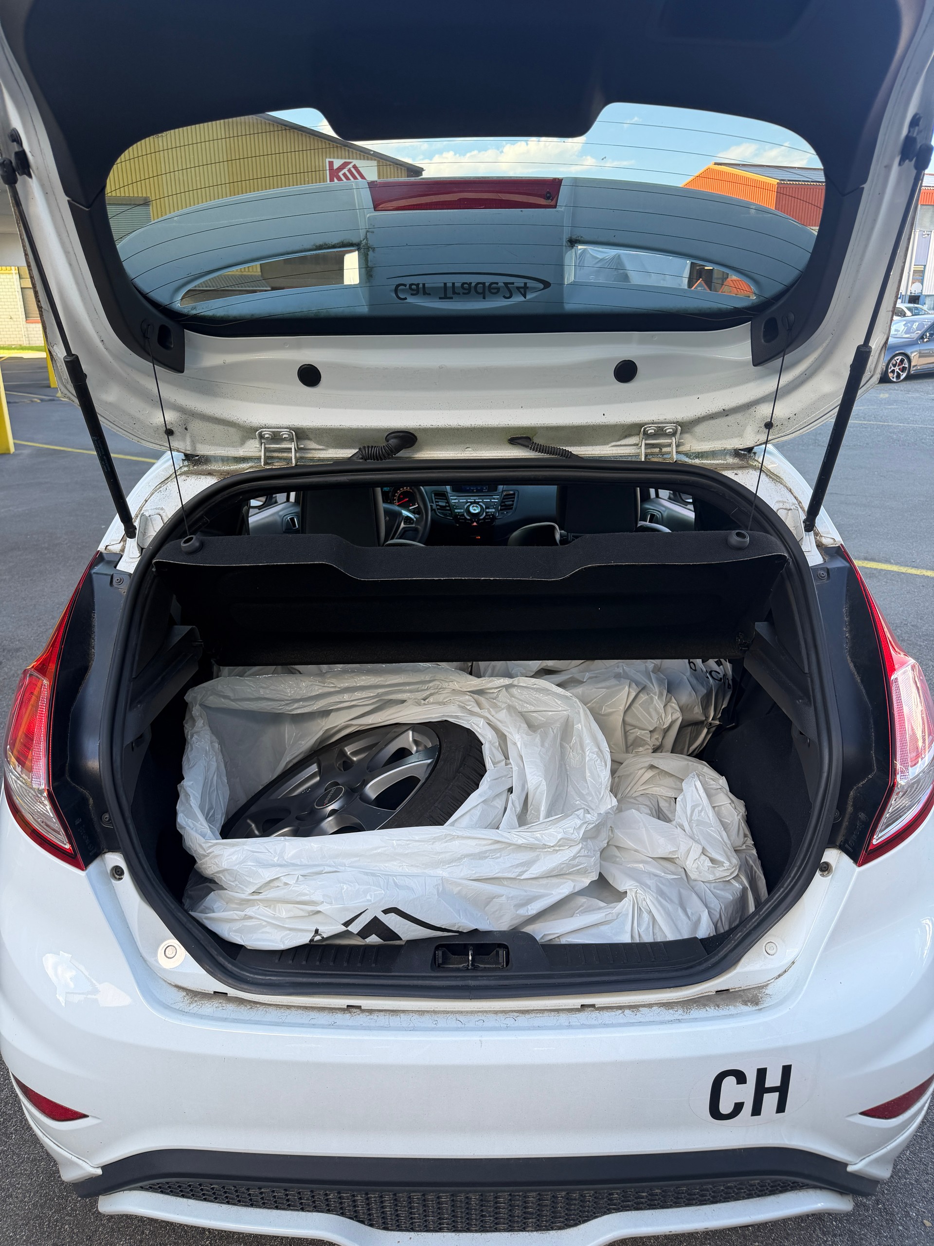 FORD Fiesta 1.6 SCTi ST-1-image-15