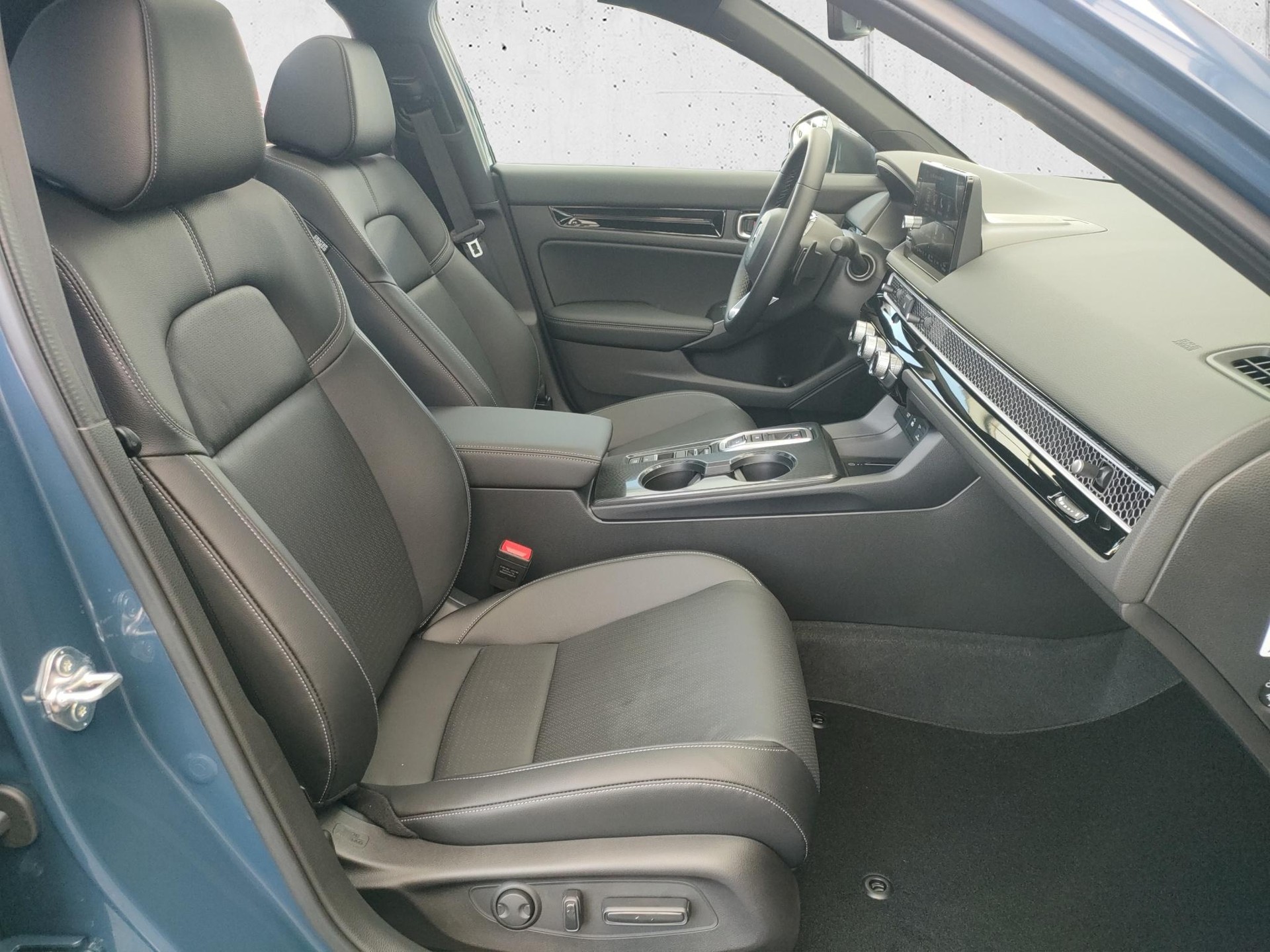 HONDA Civic 2.0 i-MMD Advance-image-15