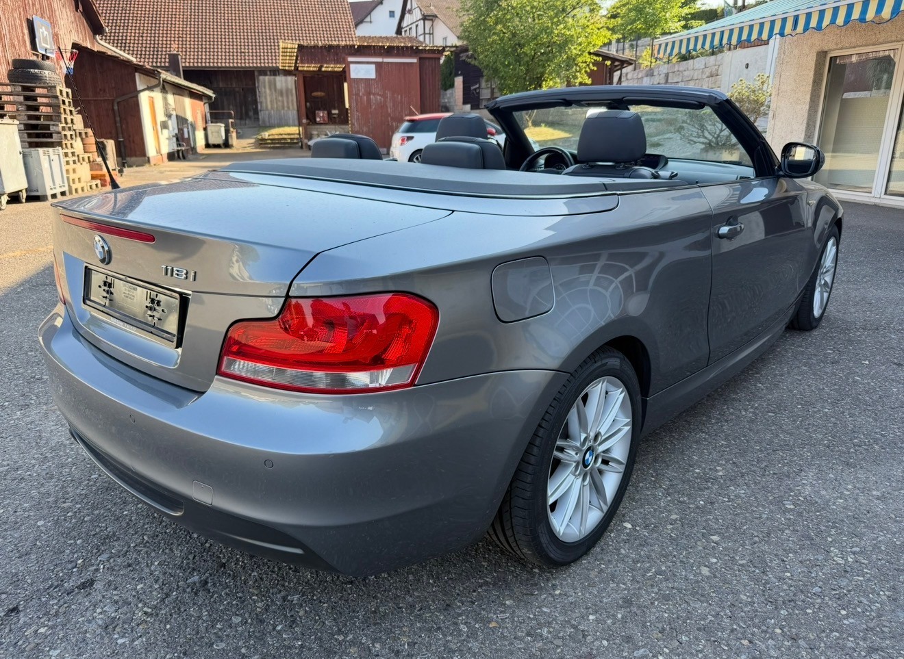 BMW 118i Cabrio Steptronic-image-4
