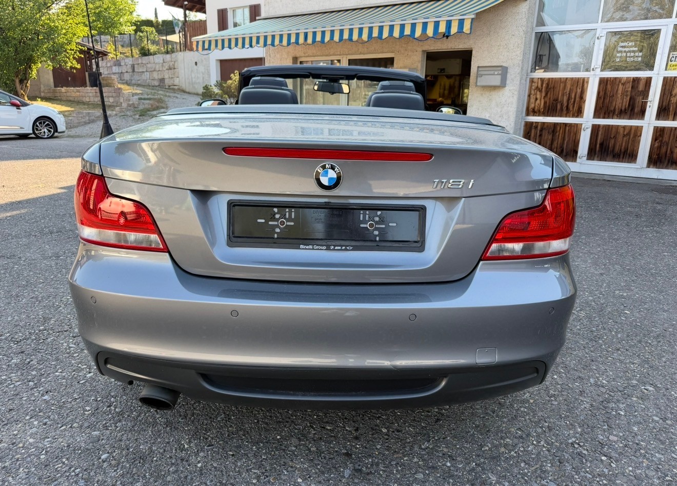 BMW 118i Cabrio Steptronic-image-5