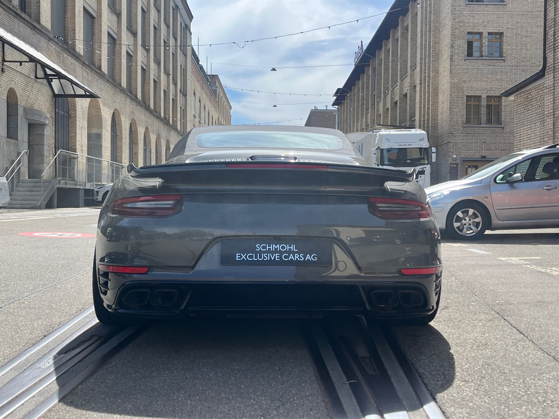 PORSCHE 911 Turbo S Cabrio * Aero Kit * Detail genaues Auto *-image-1