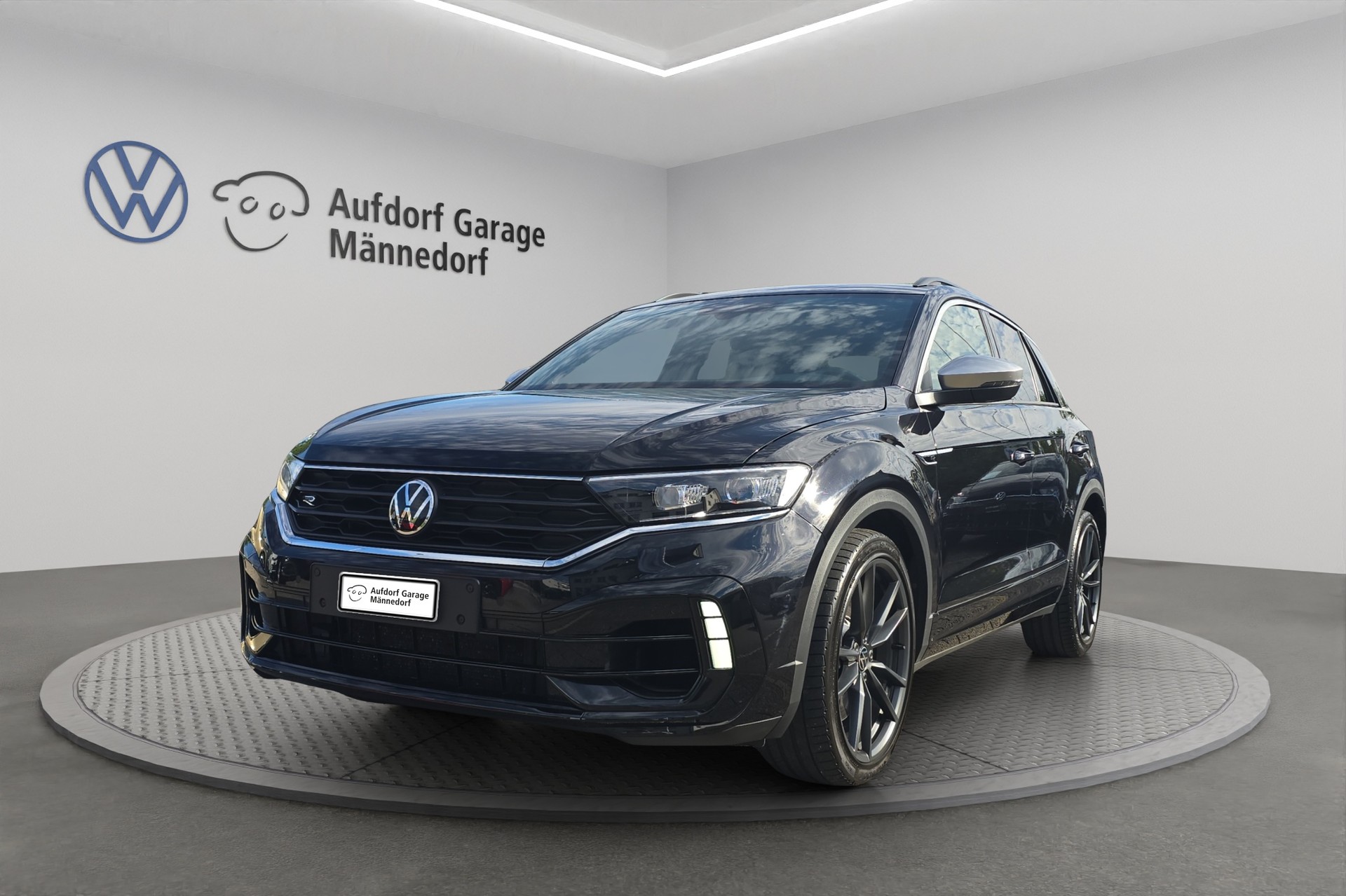 VW T-Roc 2.0 TSI R DSG 4Motion-image-0
