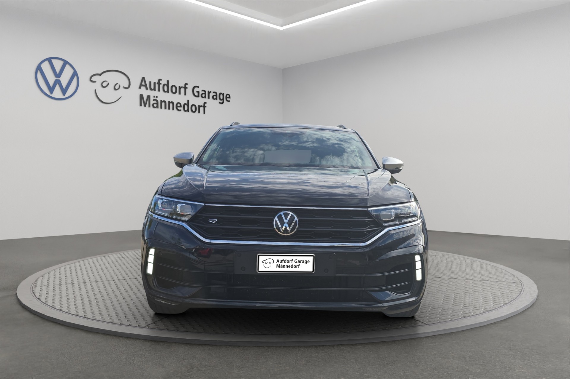 VW T-Roc 2.0 TSI R DSG 4Motion-image-1
