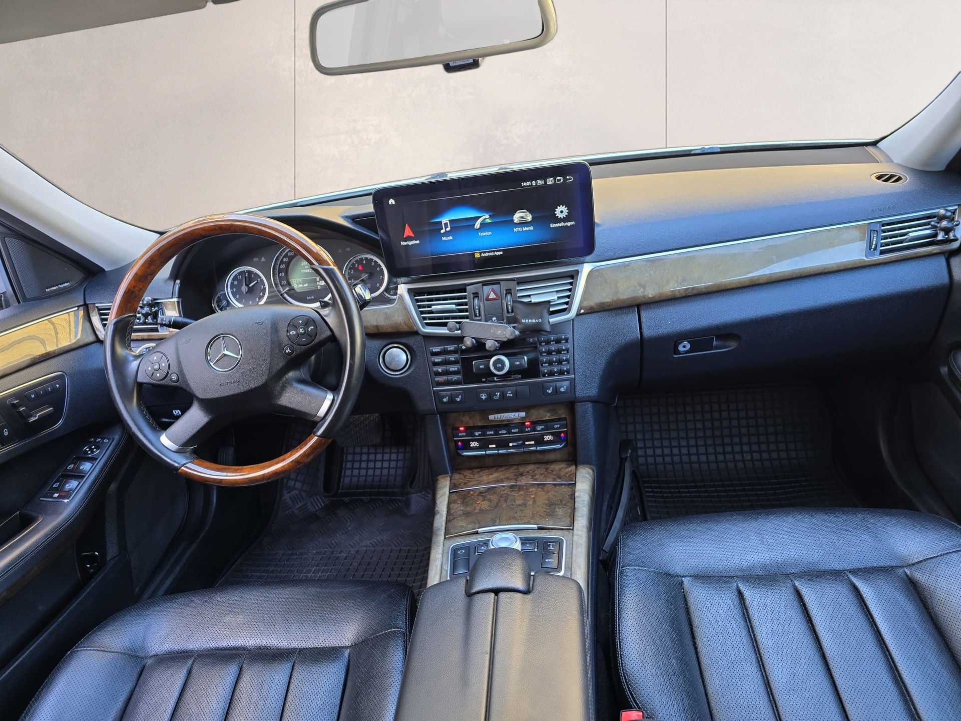 MERCEDES-BENZ E 350 CGI BlueEfficiency Elégance 7G-Tronic-image-8