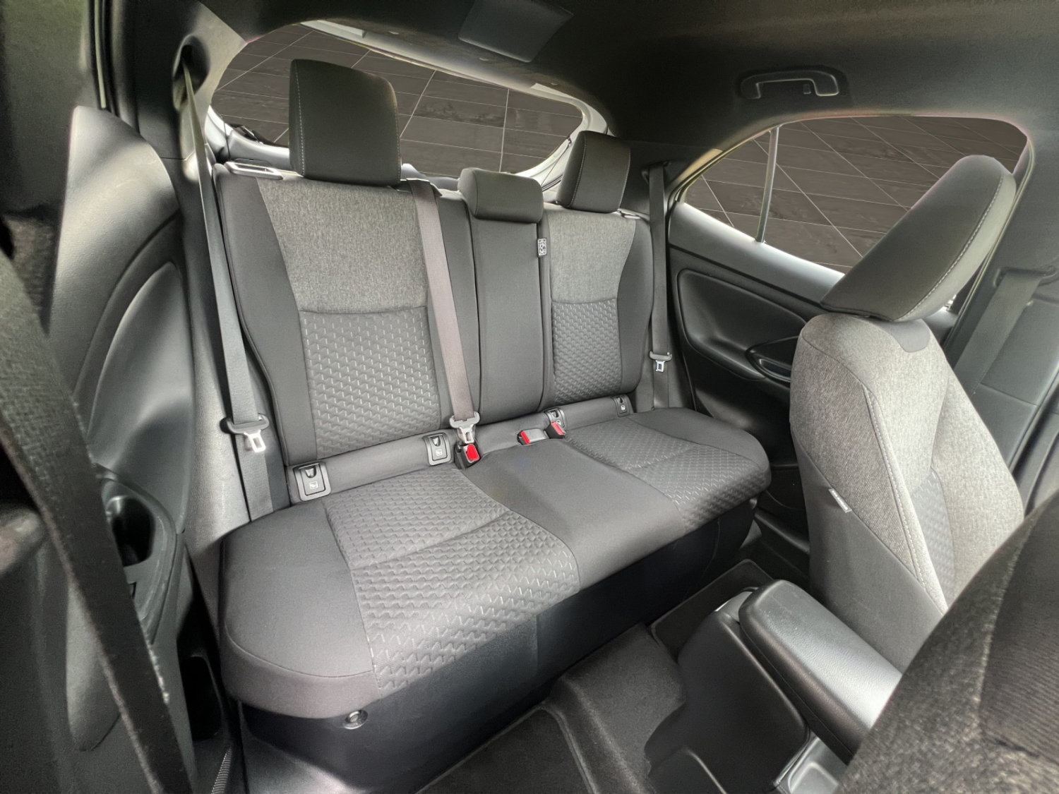 TOYOTA Yaris Cross 1.5 VVT-i HSD Trend AWD-i-image-22