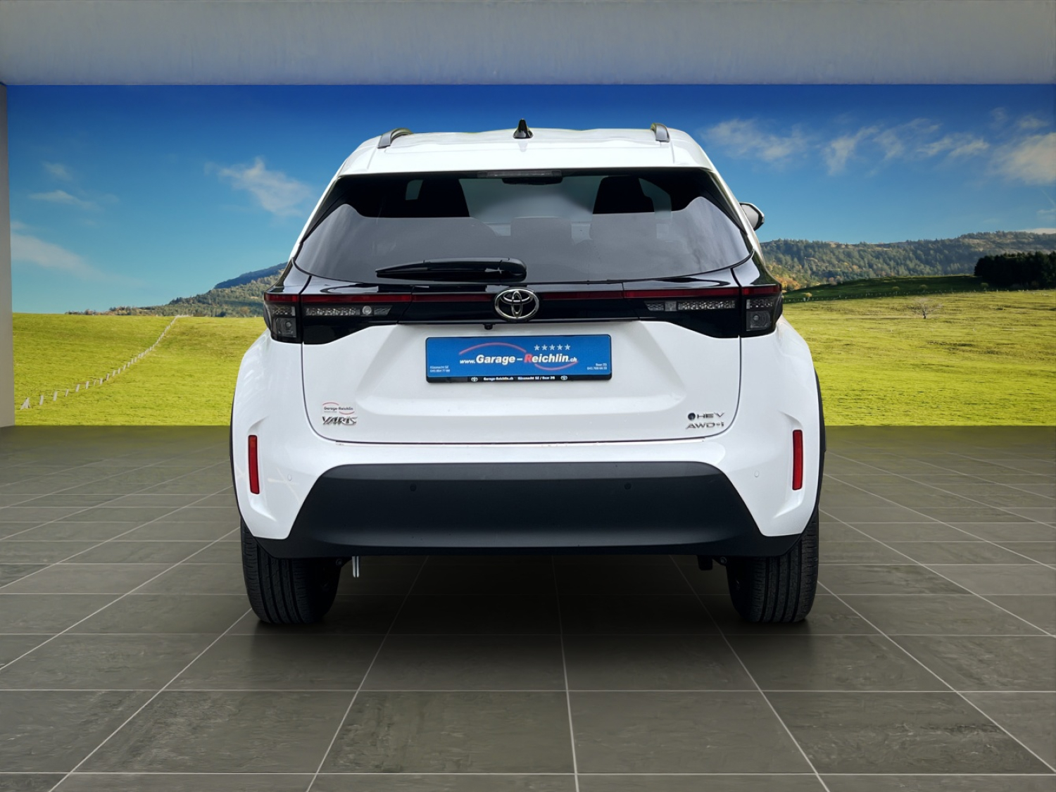 TOYOTA Yaris Cross 1.5 VVT-i HSD Trend AWD-i-image-3