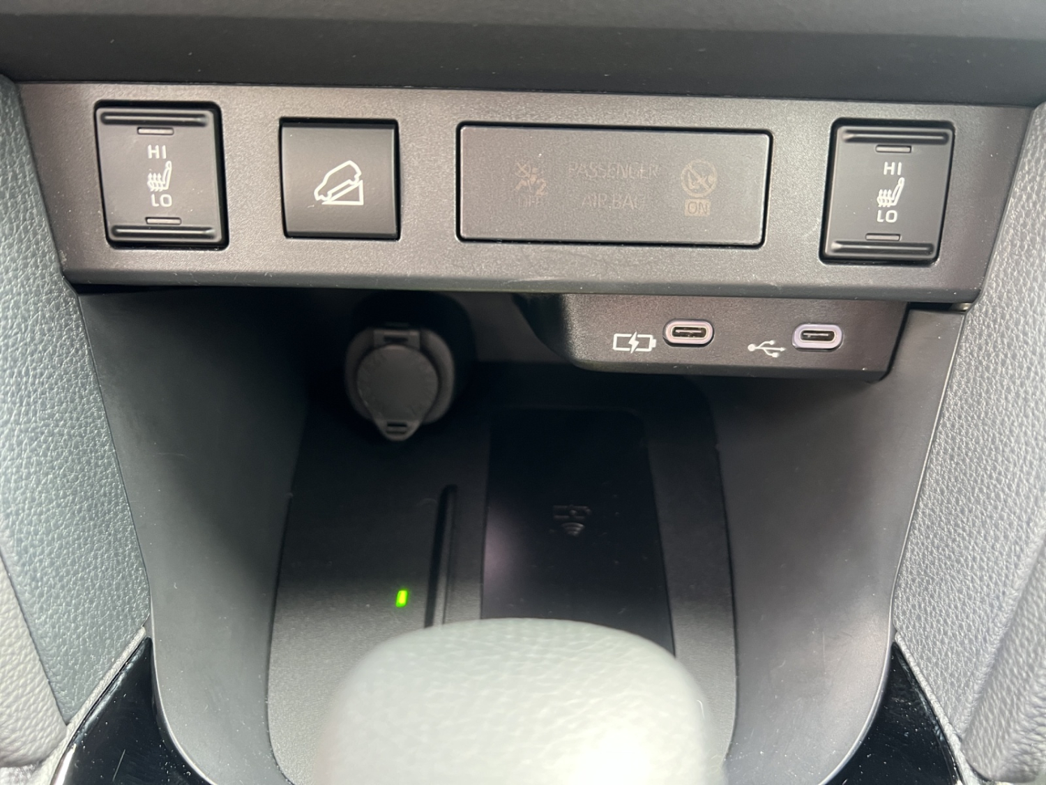 TOYOTA Yaris Cross 1.5 VVT-i HSD Trend AWD-i-image-14