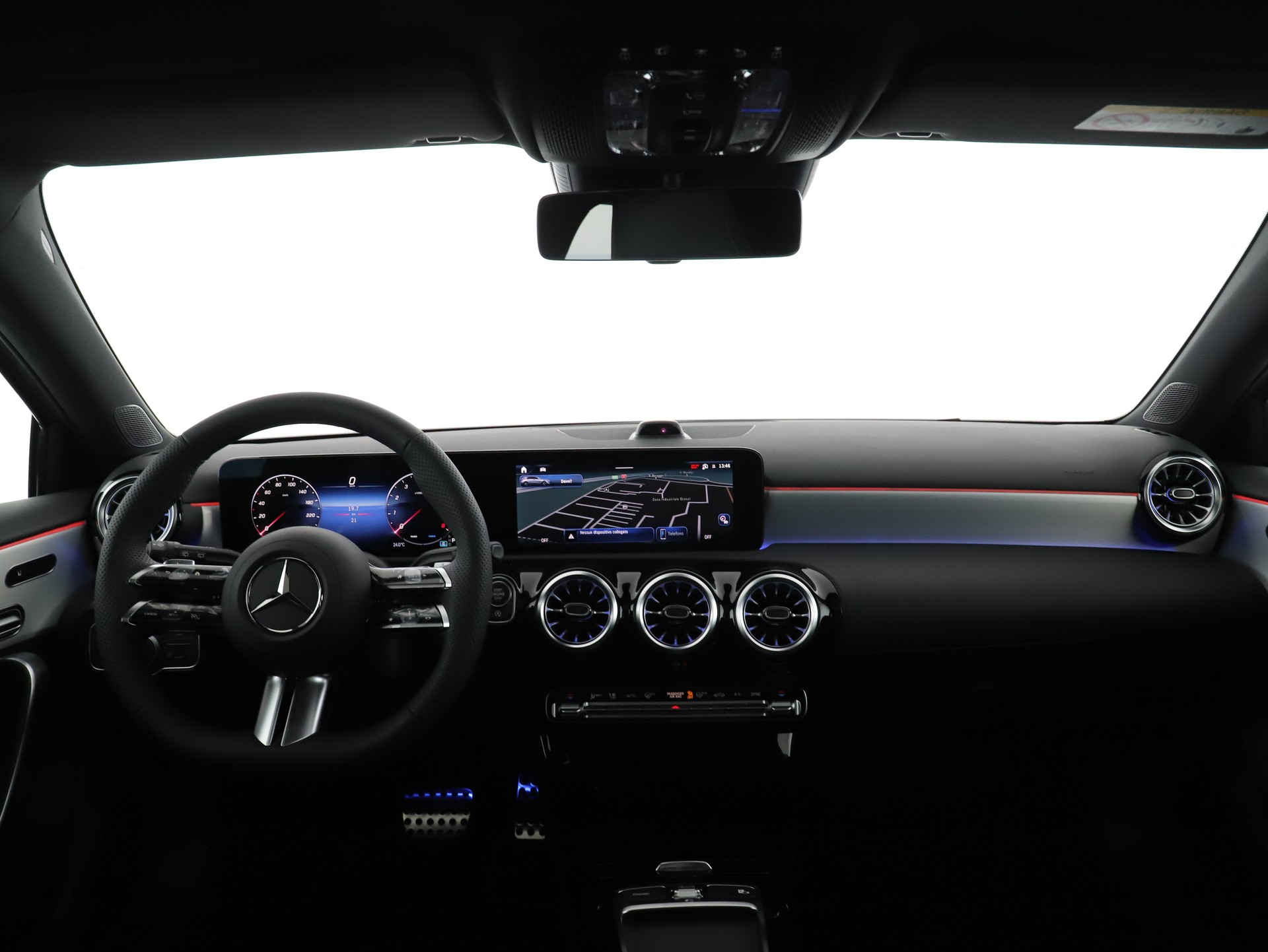 MERCEDES-BENZ A 200 Night Star 7G-DCT-image-12