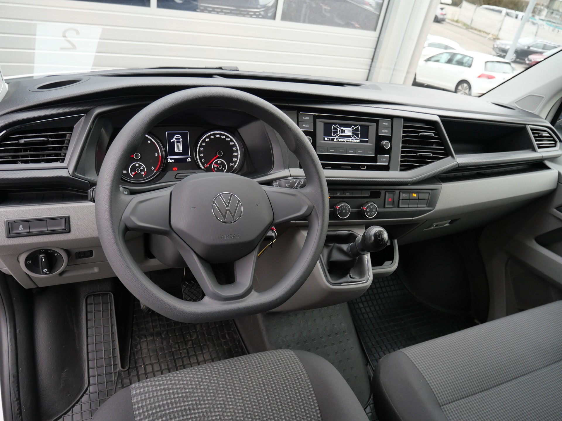 VW T6.1 2.0 TDI 4Motion-image-12