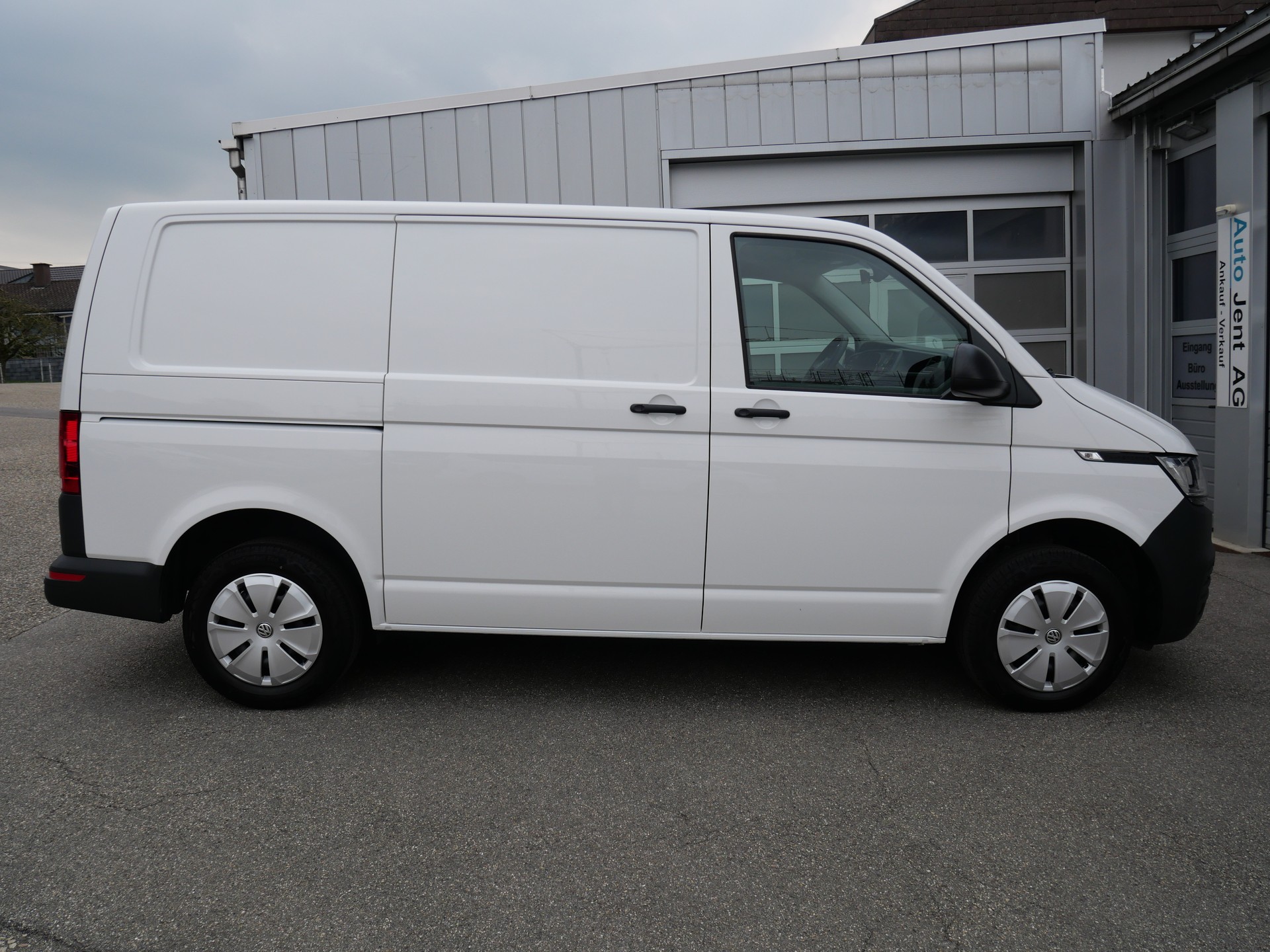 VW T6.1 2.0 TDI 4Motion-image-4