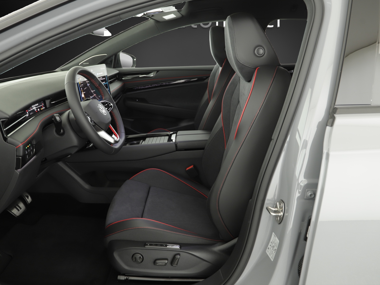 VW ID.7 Tourer GTX 86 kWh GTX 4 Motion-image-8