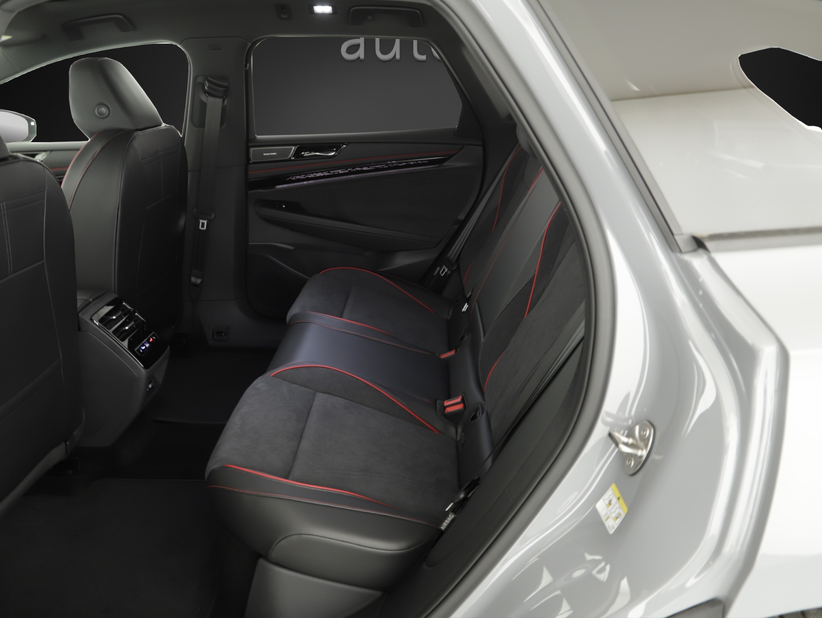 VW ID.7 Tourer GTX 86 kWh GTX 4 Motion-image-9