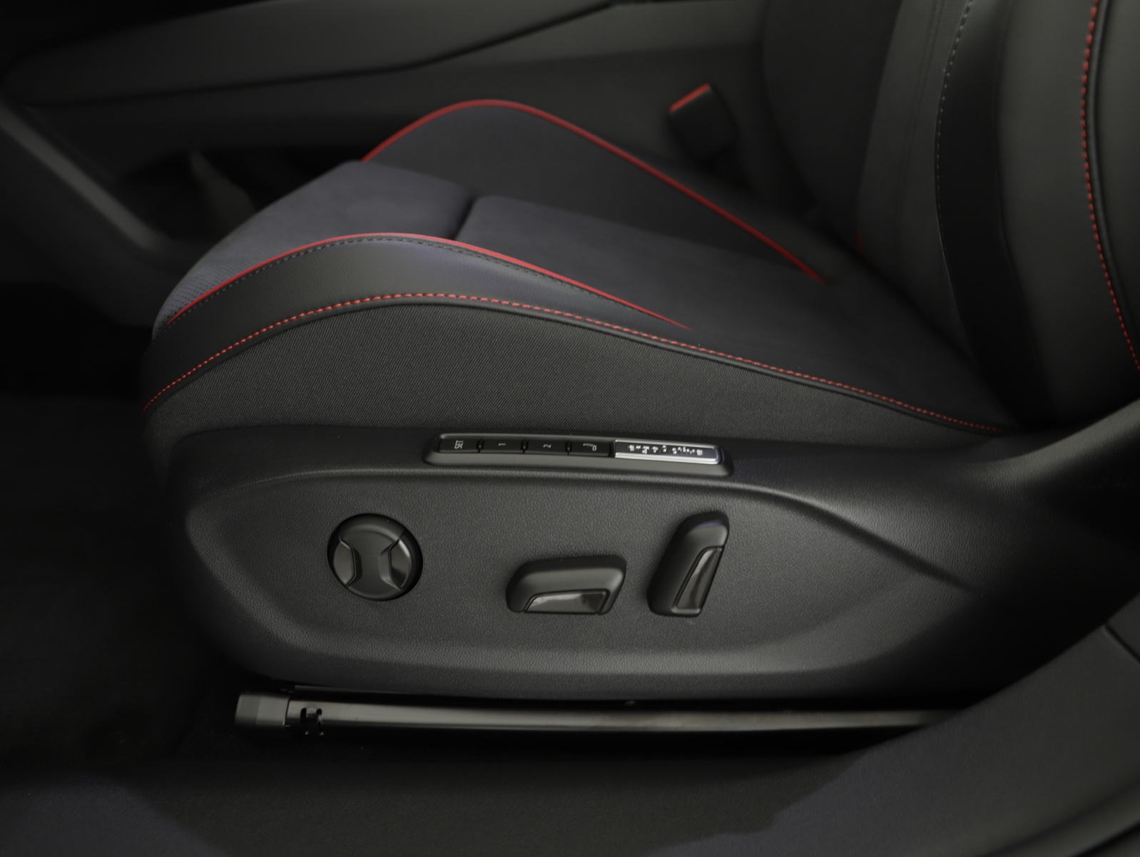 VW ID.7 Tourer GTX 86 kWh GTX 4 Motion-image-12