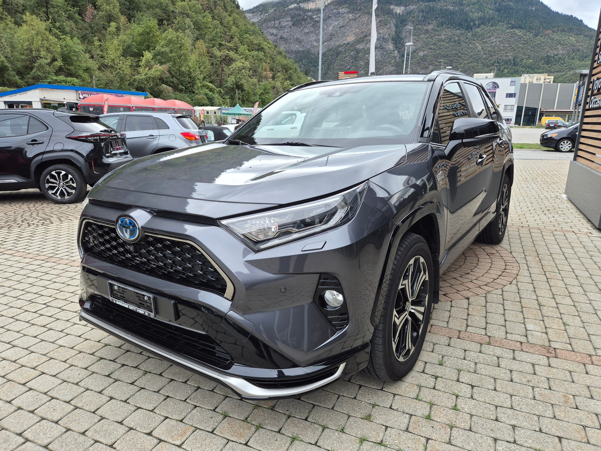 TOYOTA RAV-4 2.5 PHEV Platinum e-CVT 4WD-image-0