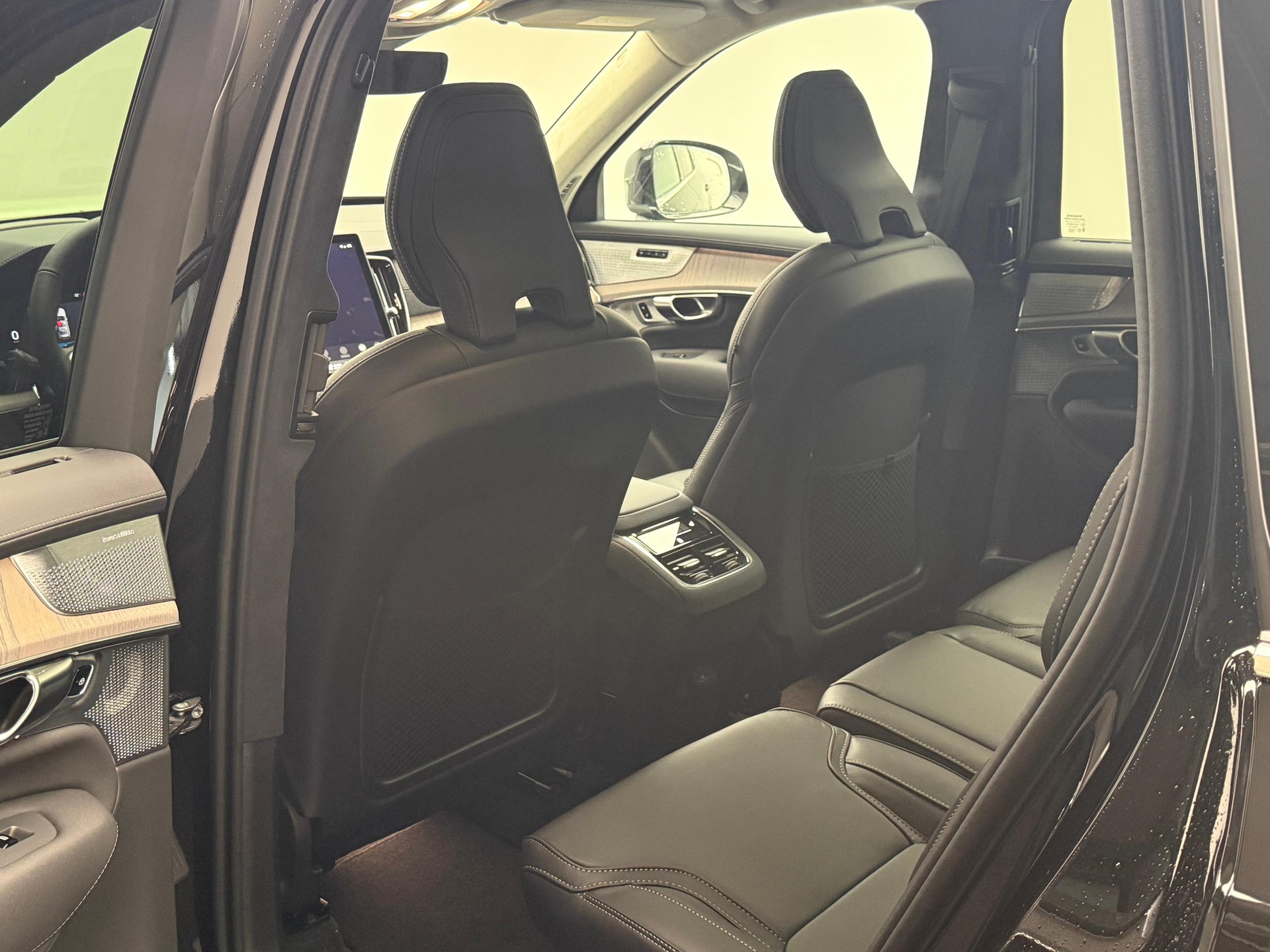 VOLVO XC90 2.0 B5 MH Black Edition AWD-image-12