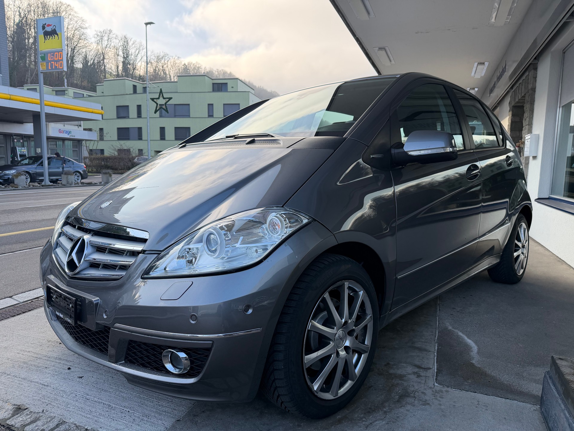MERCEDES-BENZ A 200 Avantgarde Autotronic-image-0
