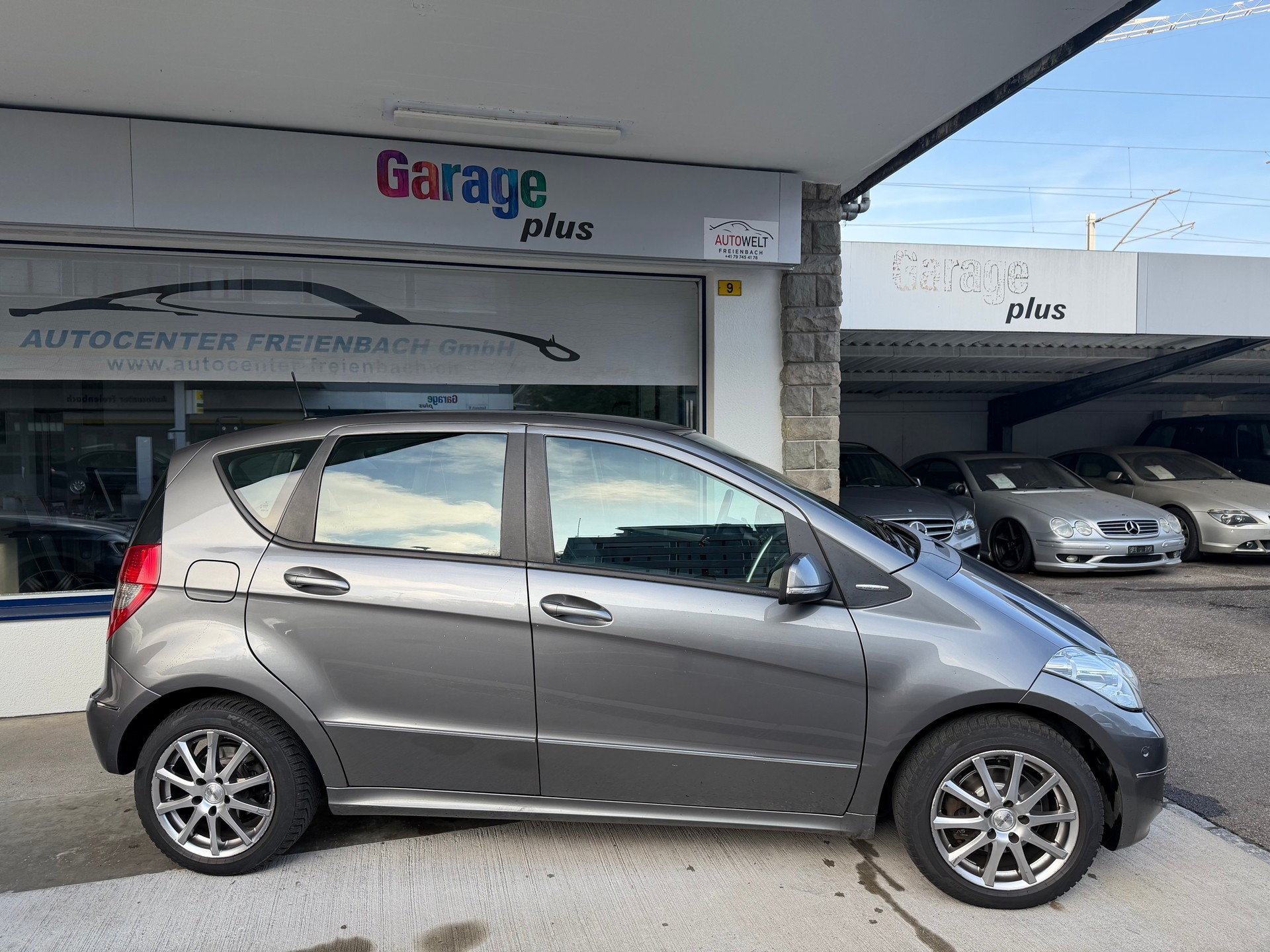 MERCEDES-BENZ A 200 Avantgarde Autotronic-image-3