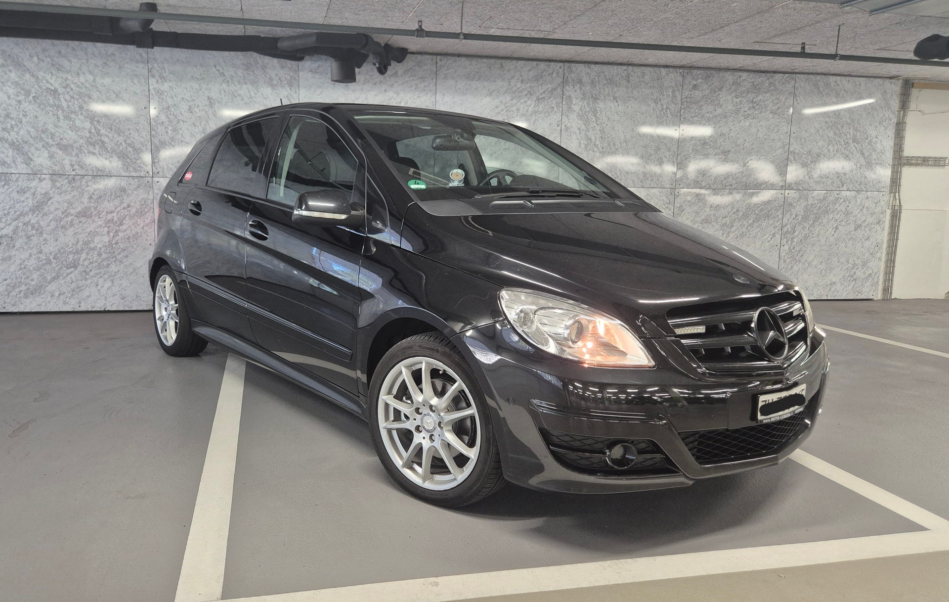 MERCEDES-BENZ B 180 CDI-image-1