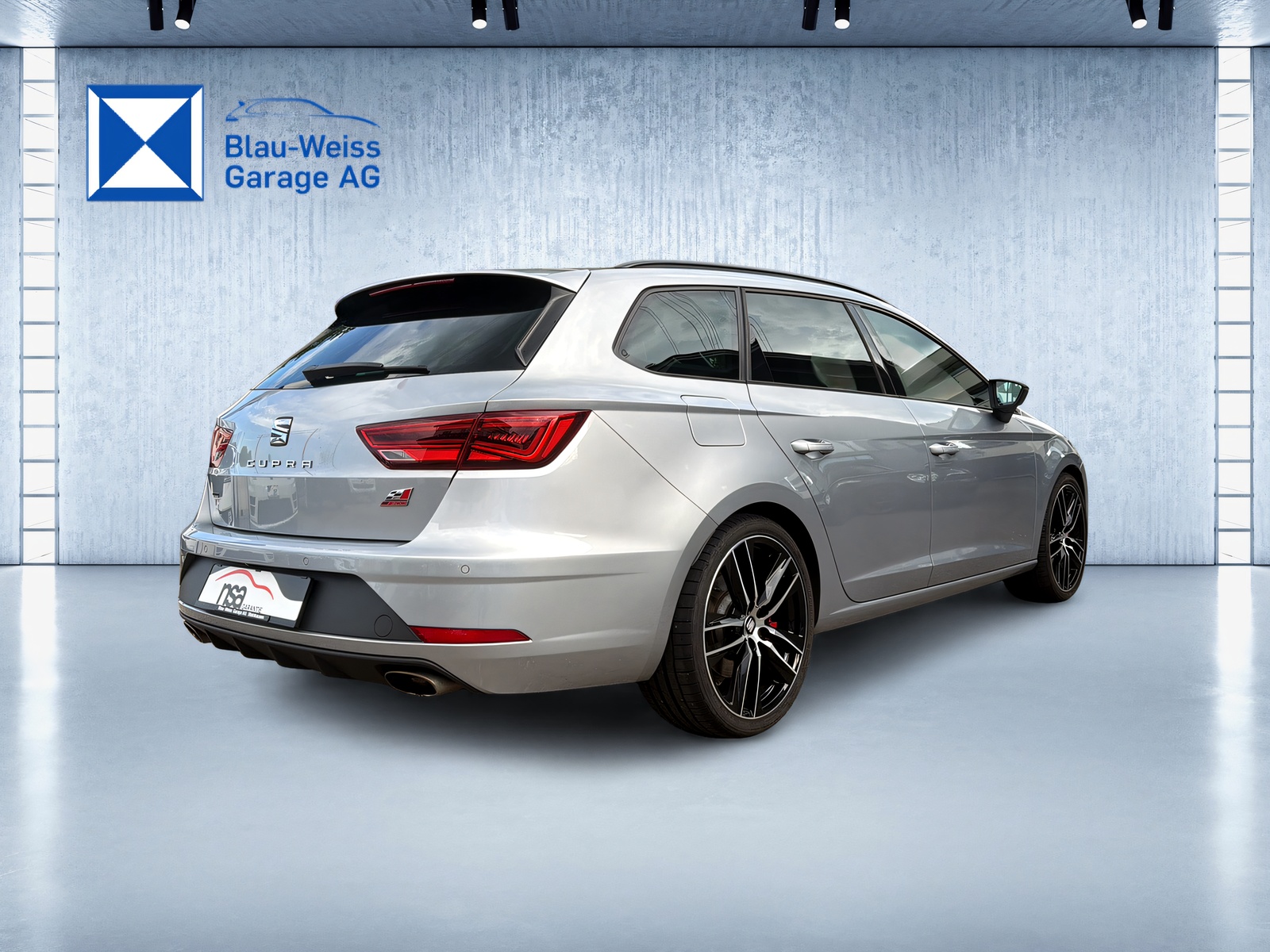 SEAT Leon ST 2.0 TSI Cupra 300 4 Drive DSG-image-4