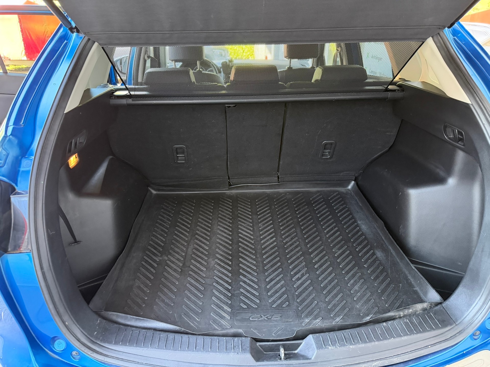 MAZDA CX-5 2.0 Revolution AWD Automatic-image-6