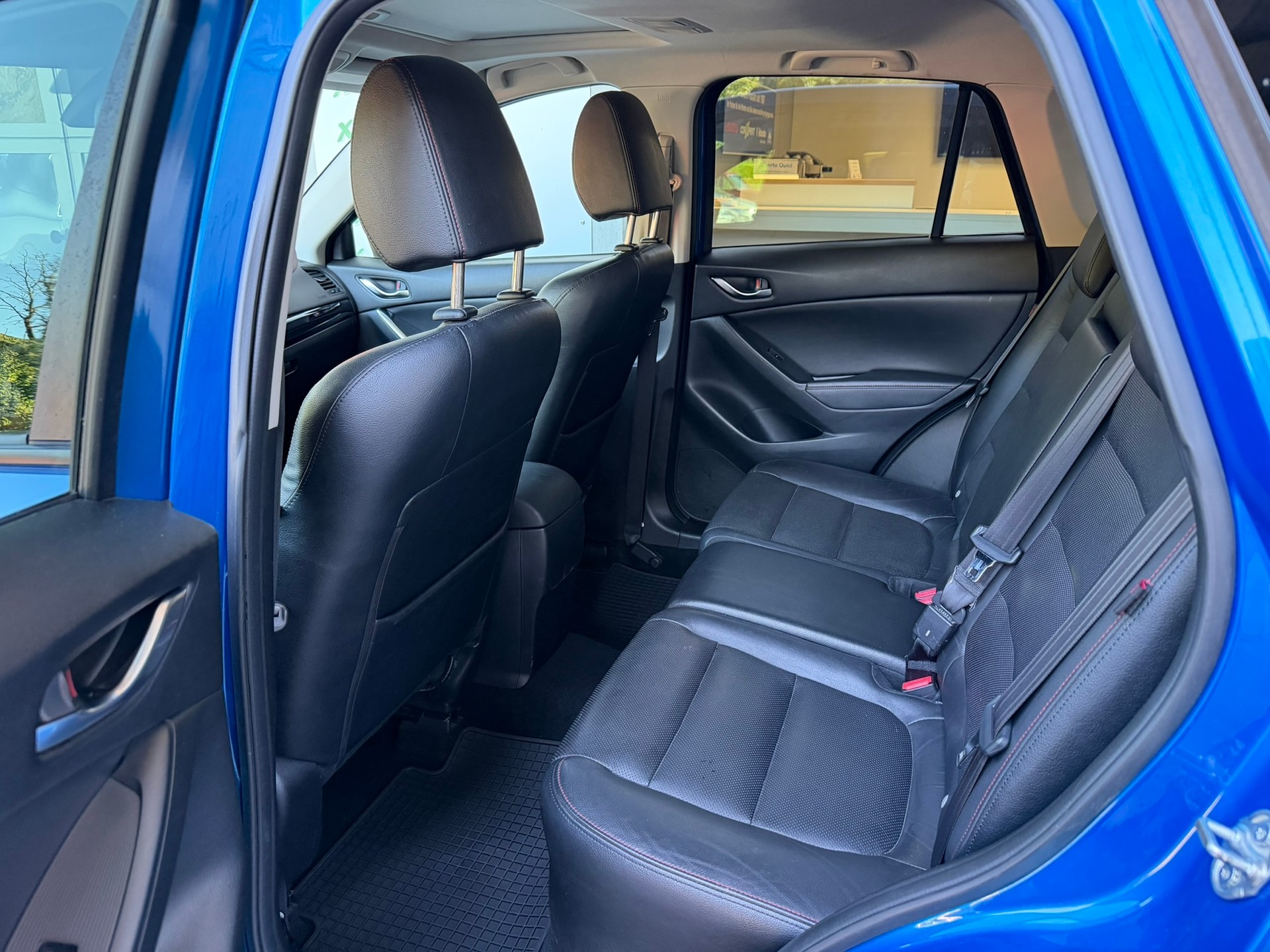 MAZDA CX-5 2.0 Revolution AWD Automatic-image-5