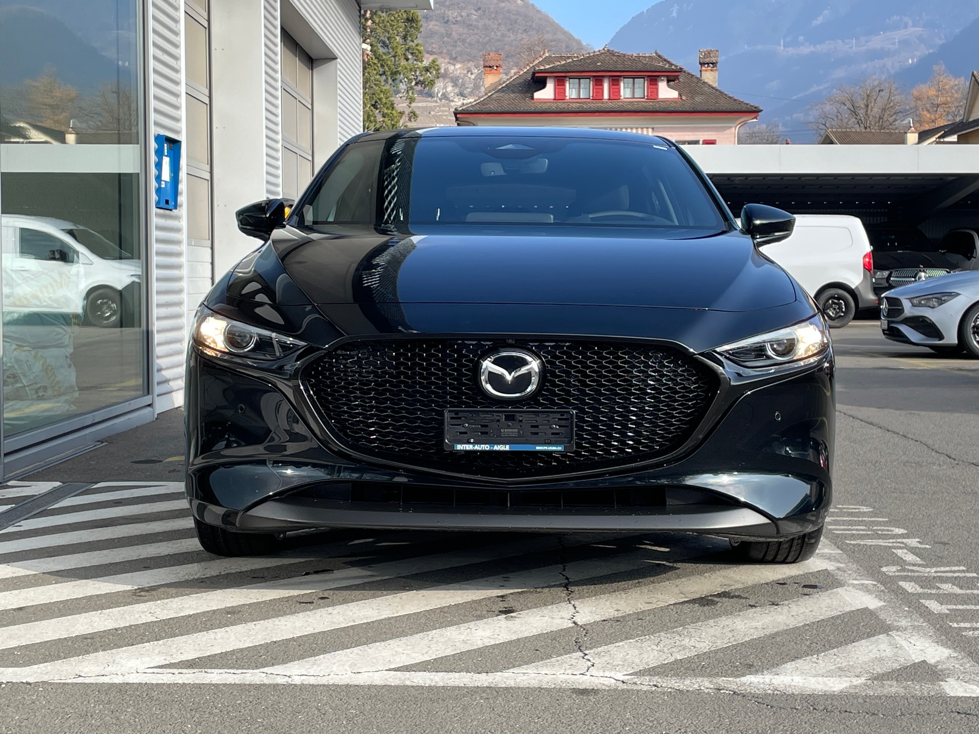 MAZDA 3 Hatchback SKYACTIV-G M Hybrid 140 Centre Line Automat-image-1