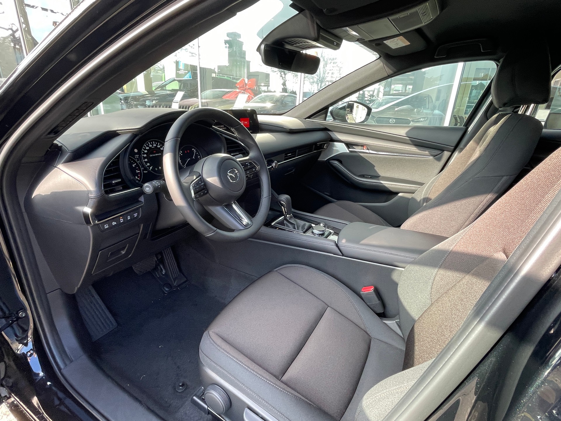 MAZDA 3 Hatchback SKYACTIV-G M Hybrid 140 Centre Line Automat-image-5