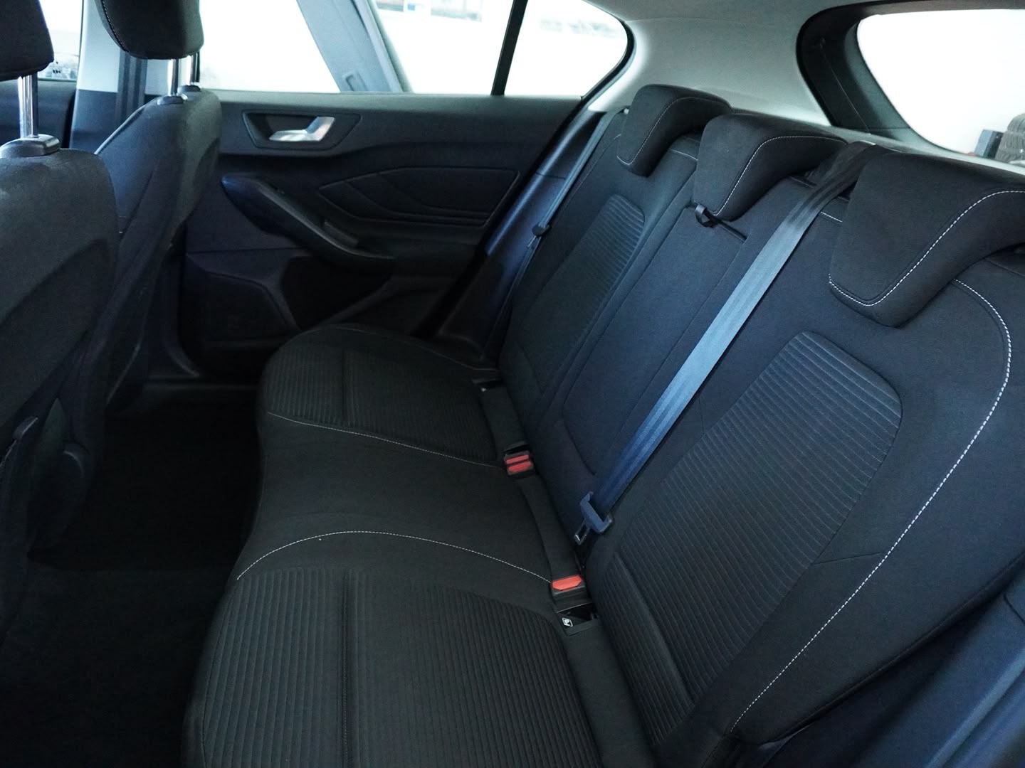 FORD Focus 1.0 MHEV Titanium-image-4