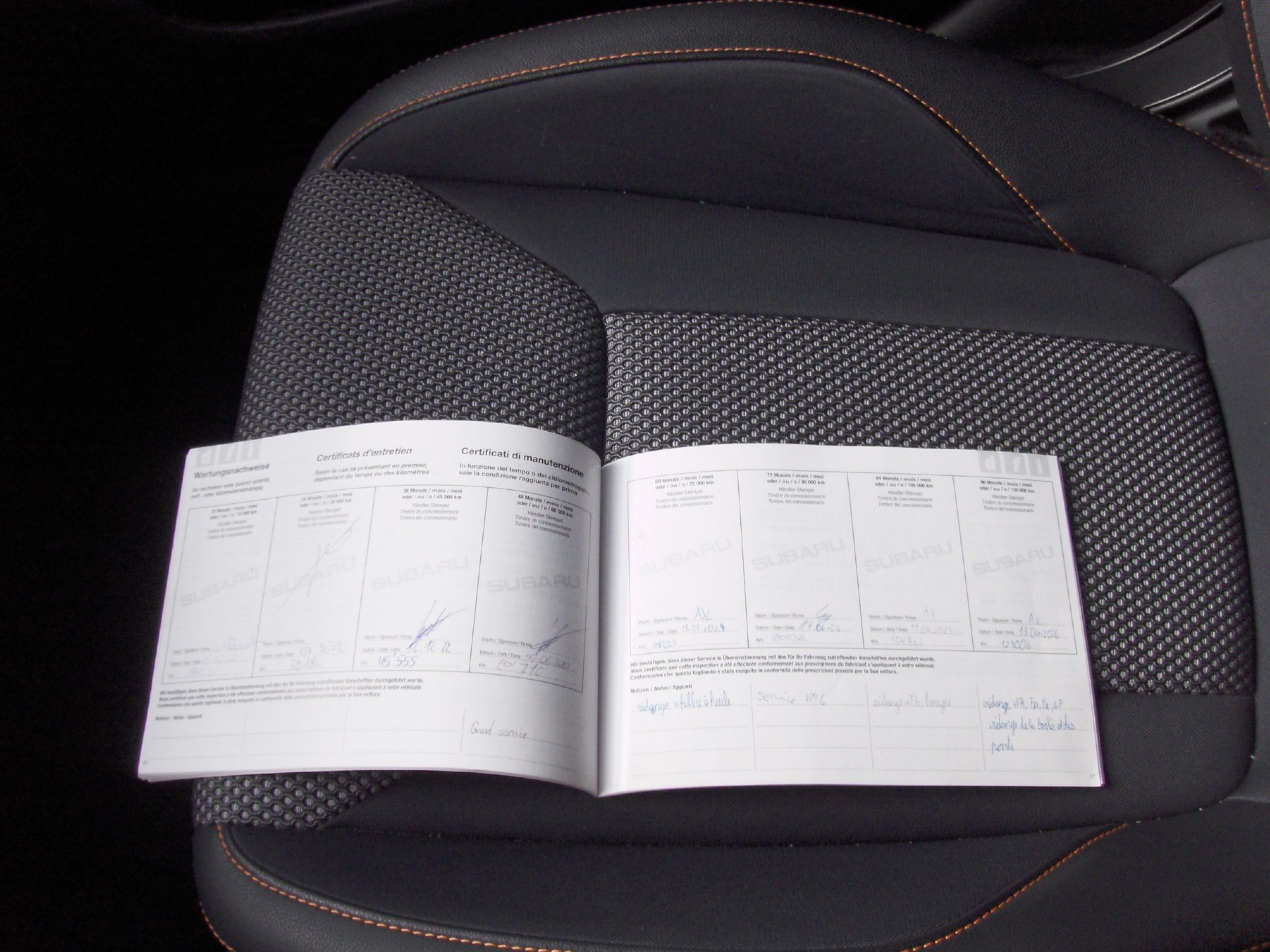 SUBARU XV 2.0 Swiss AWD Lineartronic-image-11