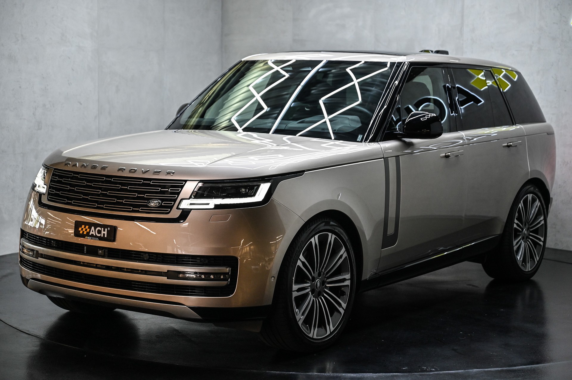 LAND ROVER Range Rover 3.0 TD6 350 HSE-showroom-element-2