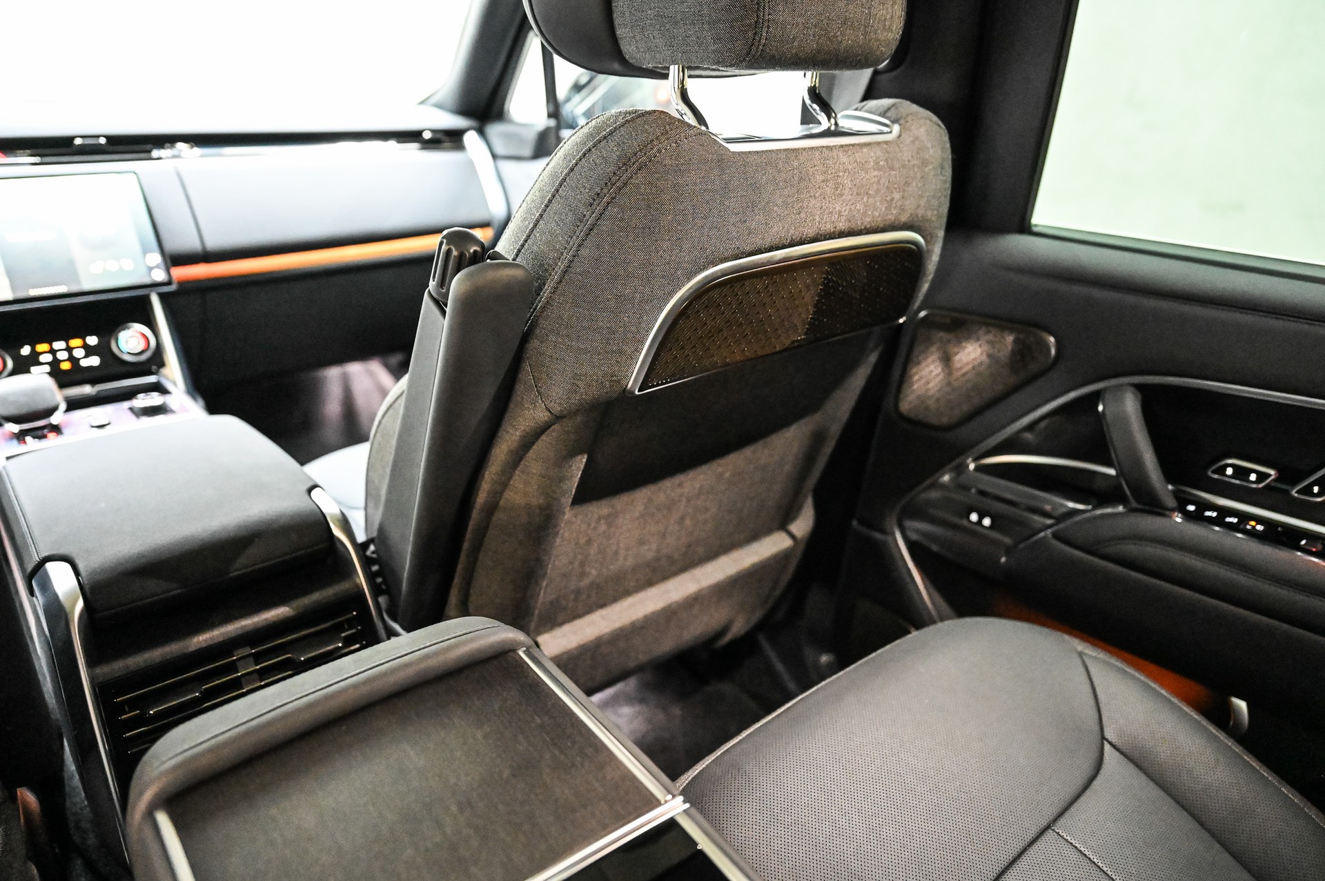 LAND ROVER Range Rover 3.0 TD6 350 HSE-image-35