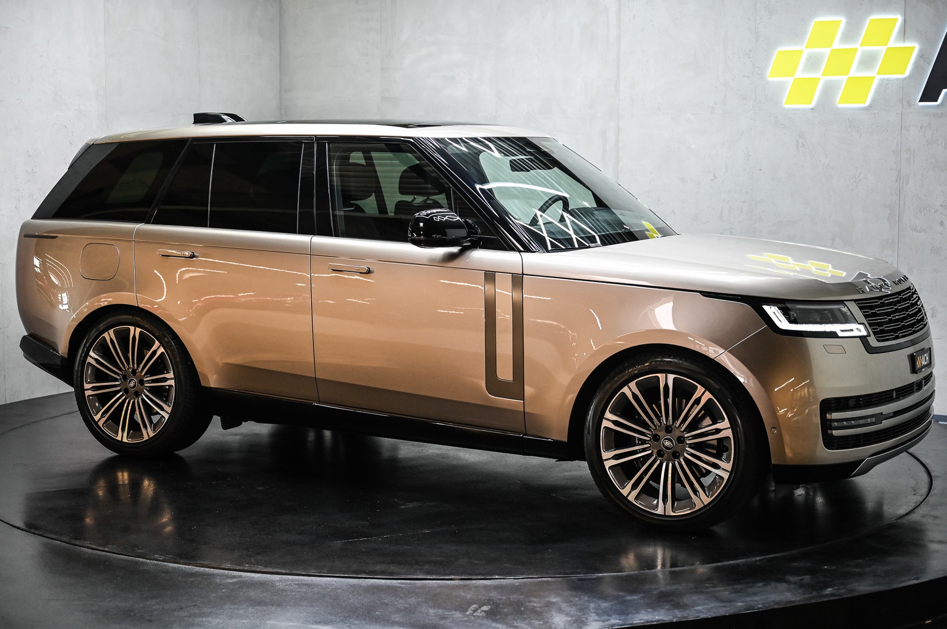 LAND ROVER Range Rover 3.0 TD6 350 HSE-image-11