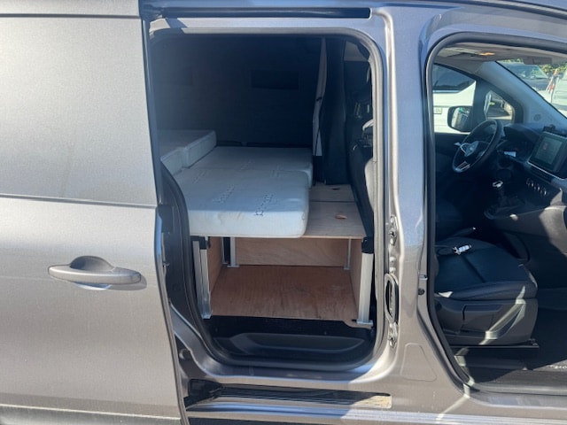 NISSAN Townstar 1.3 DIG-T L1 N-Connecta **Top Ausstattung**Top gepflegt**-image-12