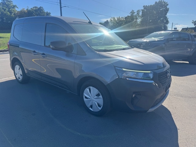 NISSAN Townstar 1.3 DIG-T L1 N-Connecta **Top Ausstattung**Top gepflegt**-image-1