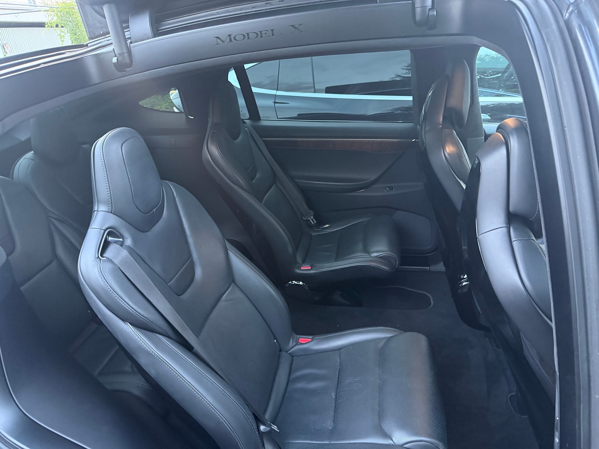 AUDI Q4 e-tron-image-2