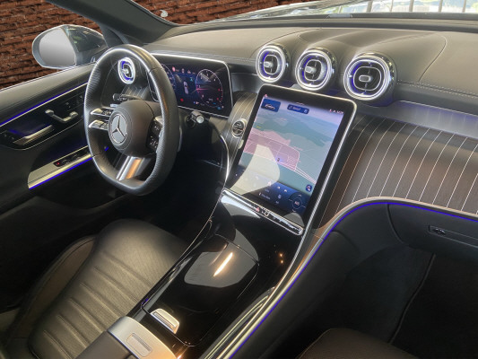 MERCEDES-BENZ GLC 300 d 4M 9G-Tronic-image-13