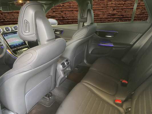 MERCEDES-BENZ GLC 300 d 4M 9G-Tronic-image-12