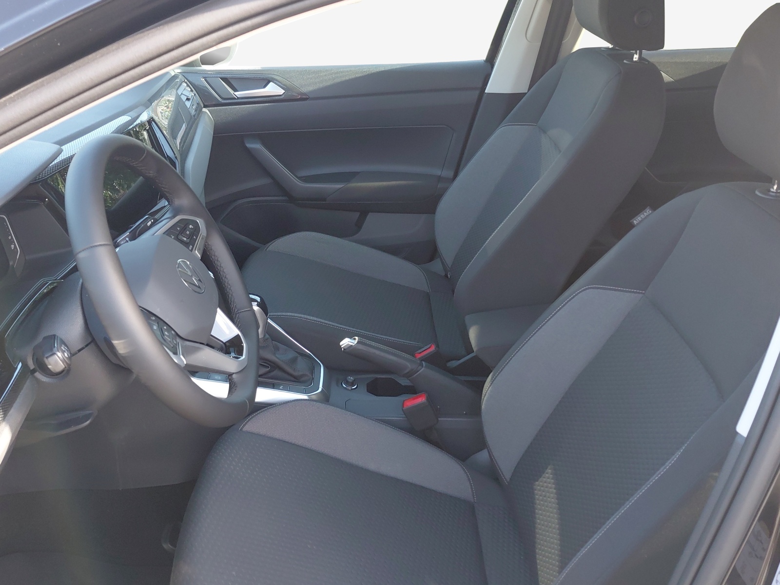 VW Taigo 1.0 TSI Life DSG-image-7