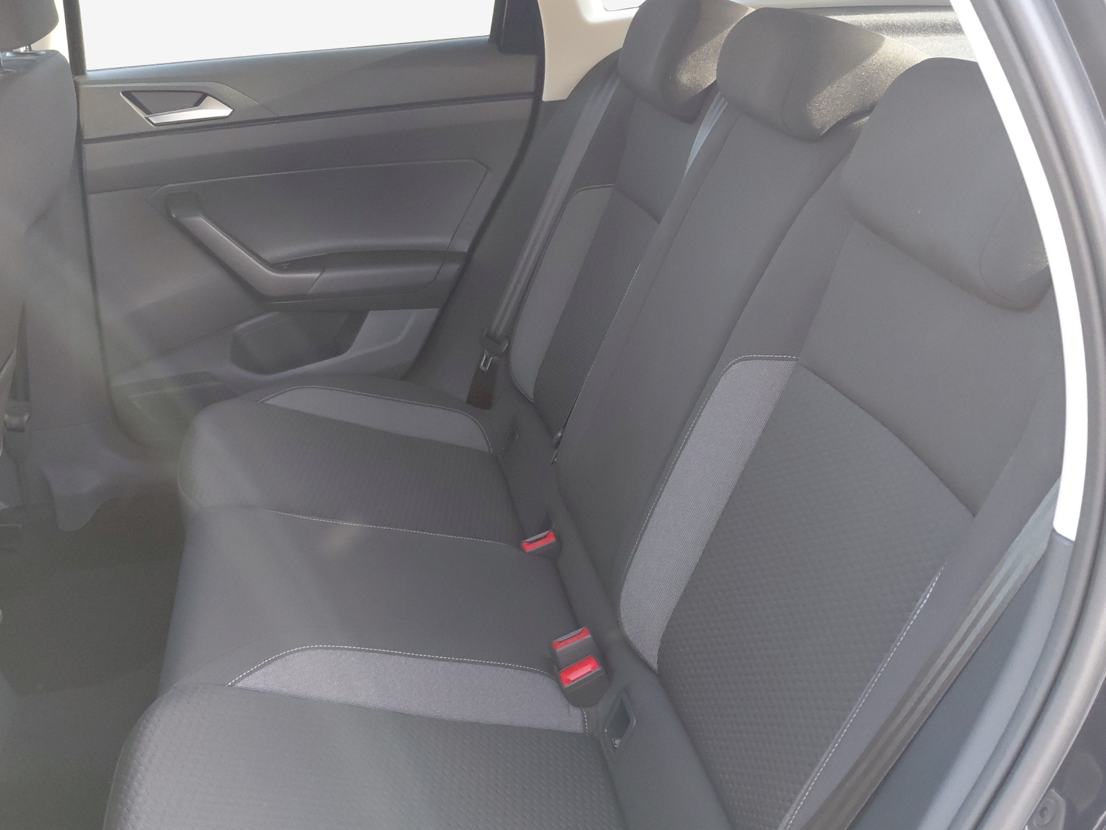 VW Taigo 1.0 TSI Life DSG-image-11