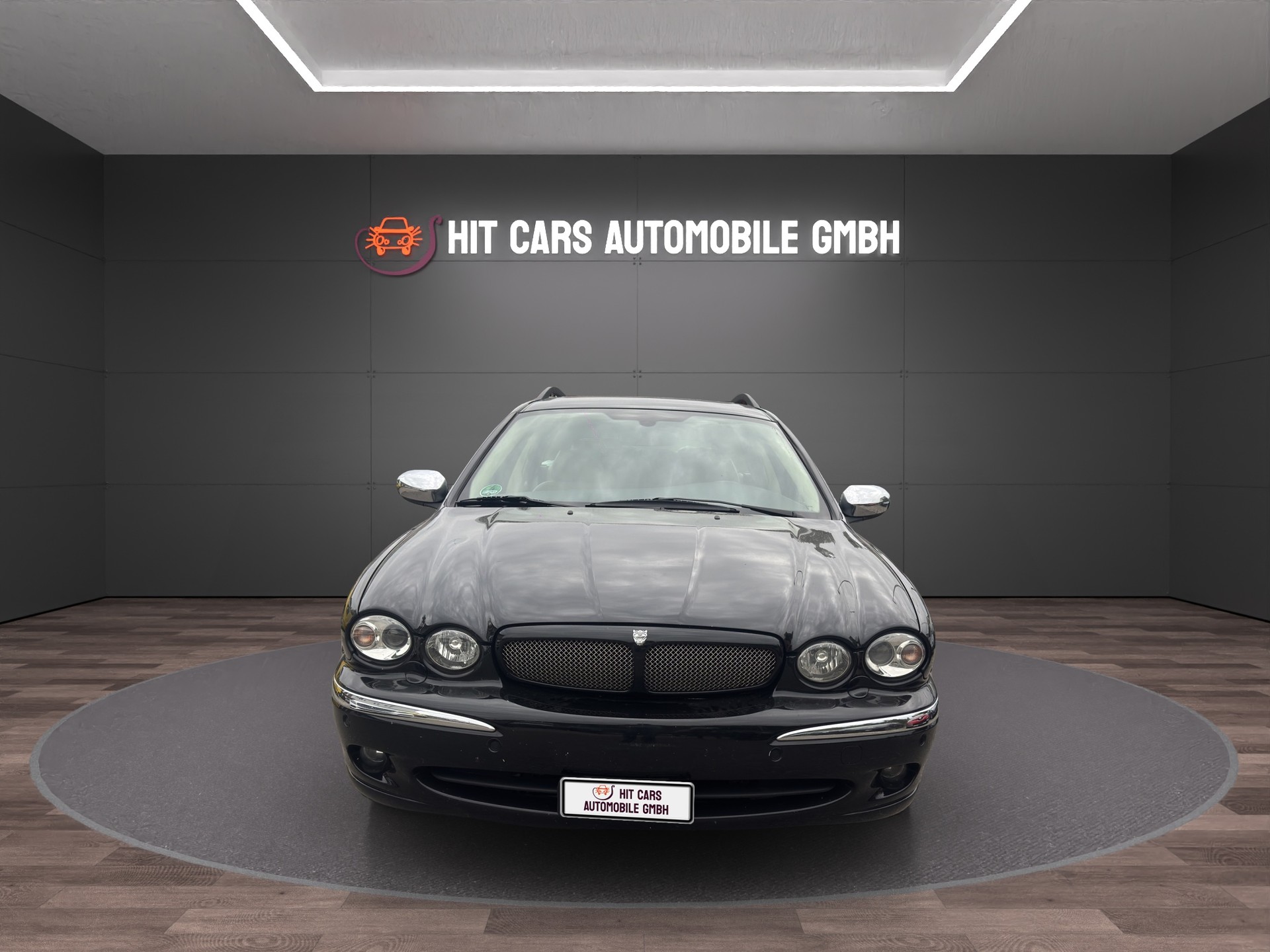 JAGUAR X-Type Estate 2.5 V6 Traction4 Cl. Anniv. Pack Aut.-image-1
